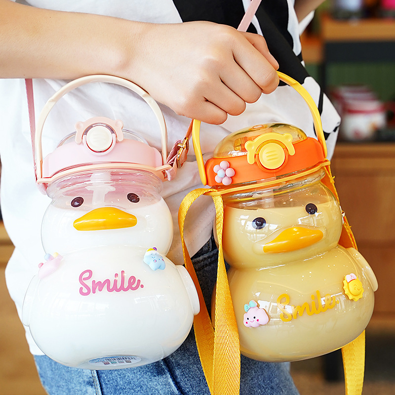 H185- Plastic Space Duck Single Drink, Cute Little yellow Duck Water Cup, Straw, portable Student Large Belly cup, Children's Water Bottle, Summer Large capacity Plastic cup Specification image