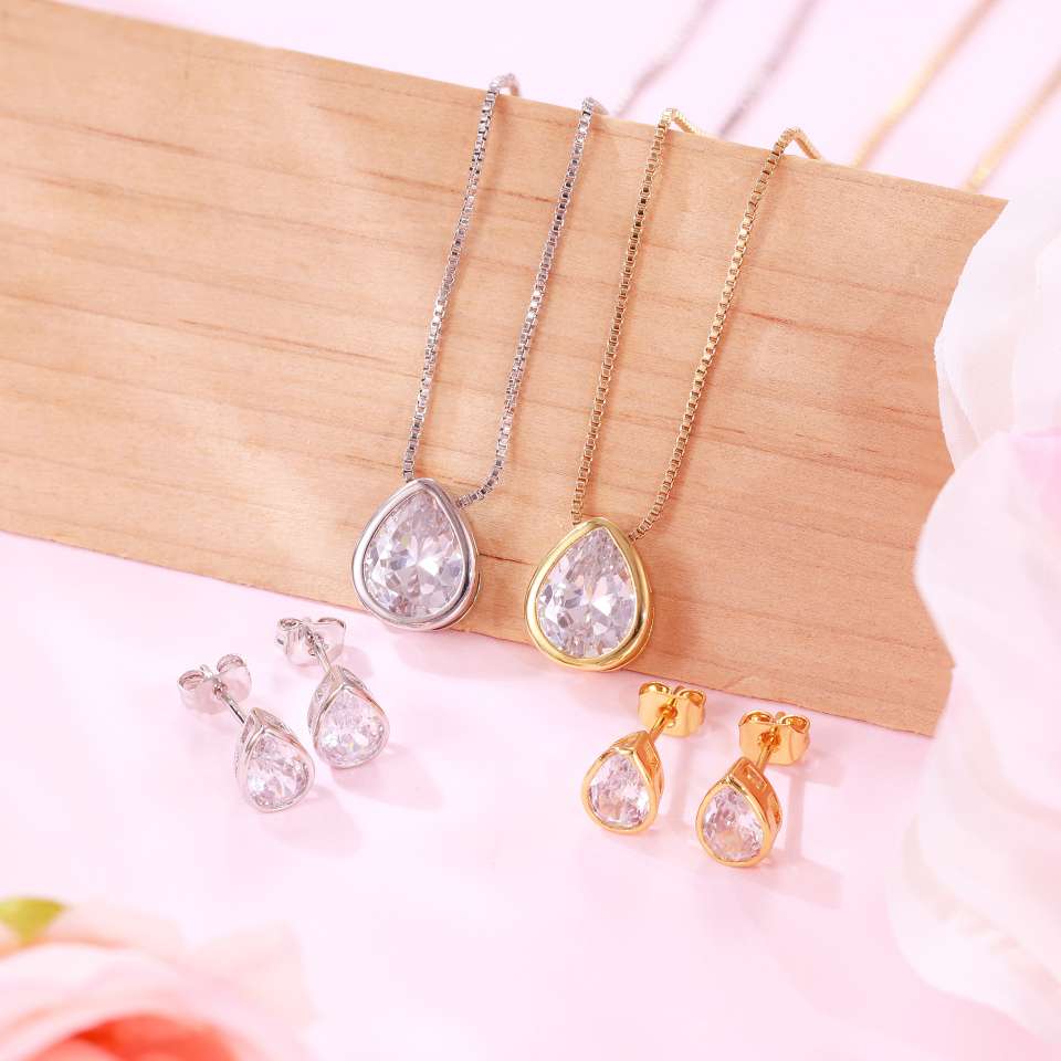 A new cross-border women's necklace with a simple and elegant look and set with water drop zircon stud earrings detail image 11