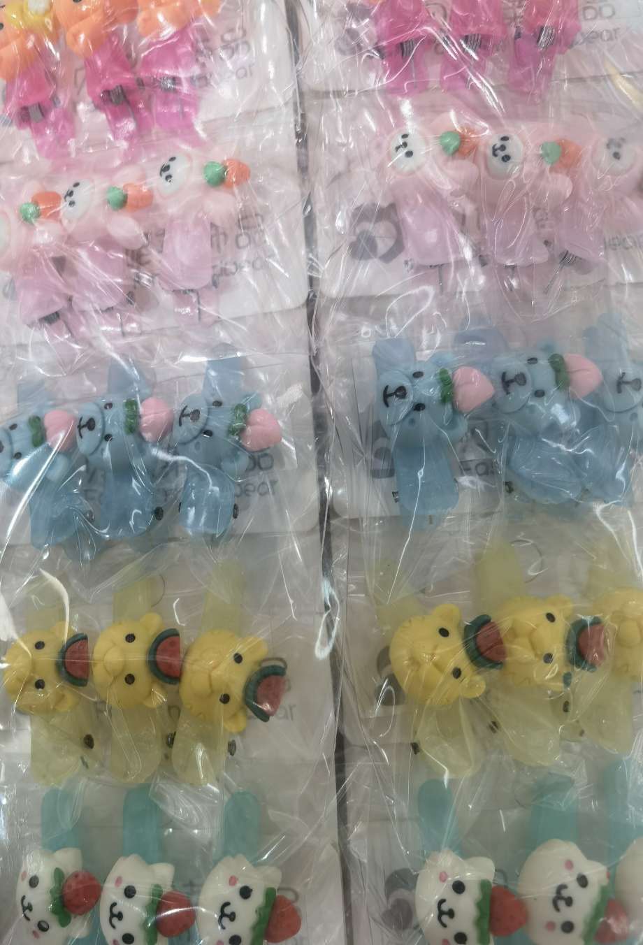 卡通爆款全新款新款热门款限定学生可爱潮流简单bb夹压夹配件压夹卡通热宝款创意美术diy产品白底实物图