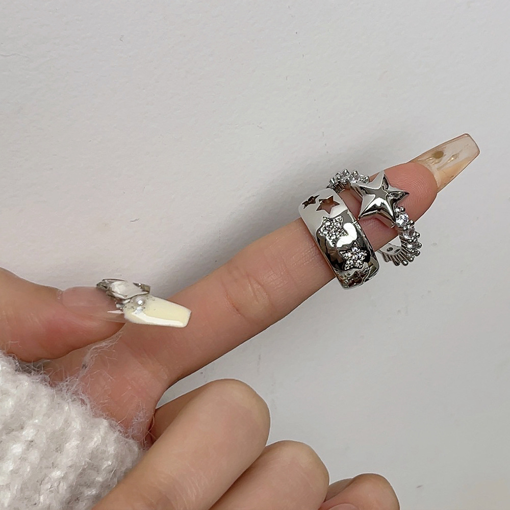 Korean exquisite and high-end five-pointed star hollowed-out micro-inlaid ring, a niche design for women, versatile, unique opening index finger ring, alloy electroplated to retain color, real gold, a bestseller on Amazon Item Picture