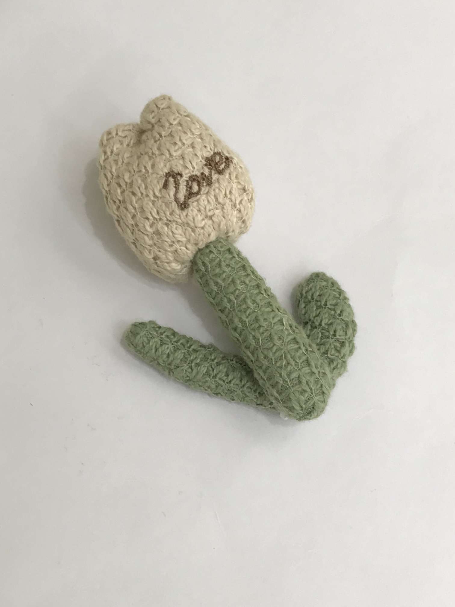 New autumn and winter knitted fabric embroidered letter, leaf tulip hair accessory, clothing and children's accessories Specification image