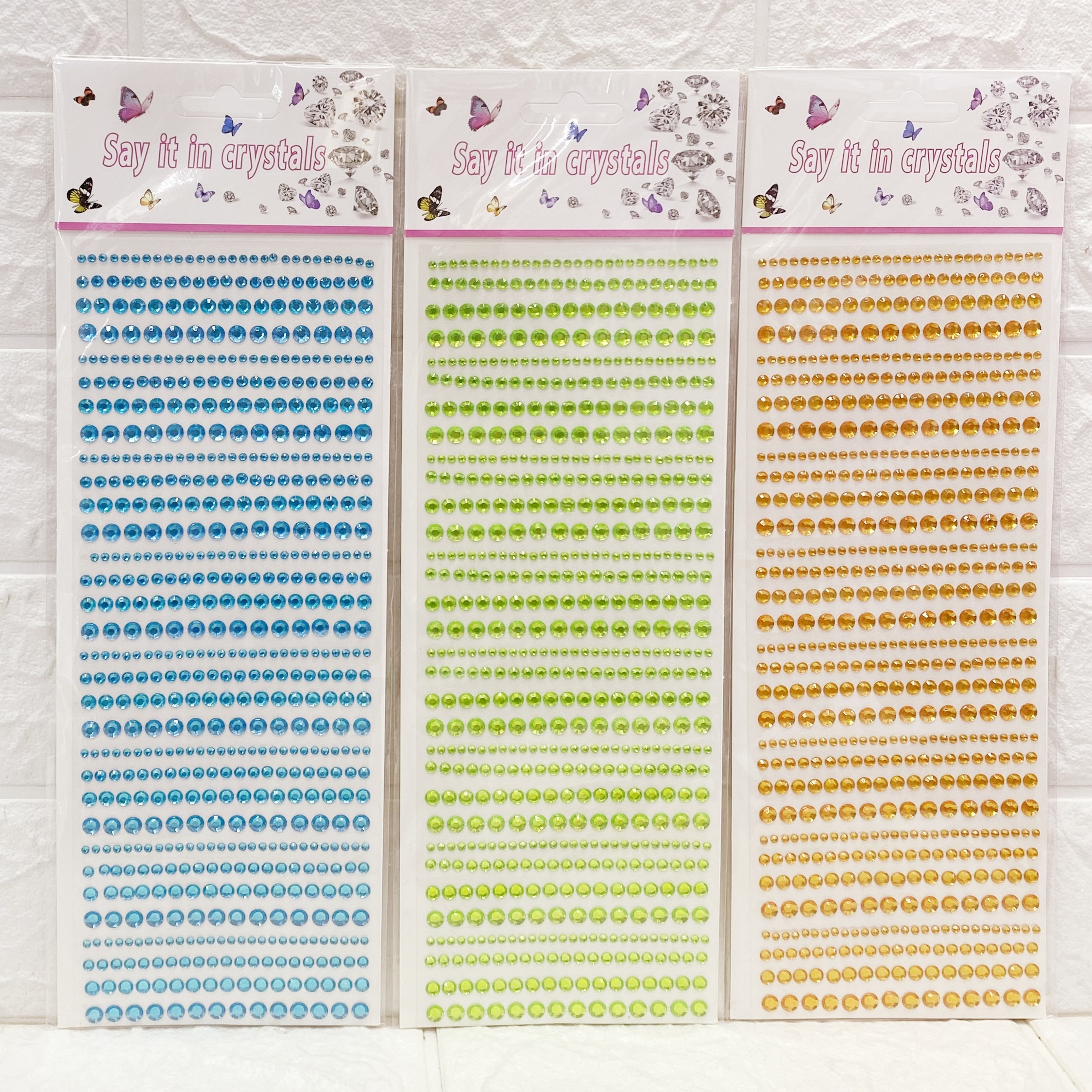 3D stereoscopic acrylic diamond sticker 3456mmDIY mobile phone album computer mobile phone decoration round diamond sticker gemstone Application Scenario