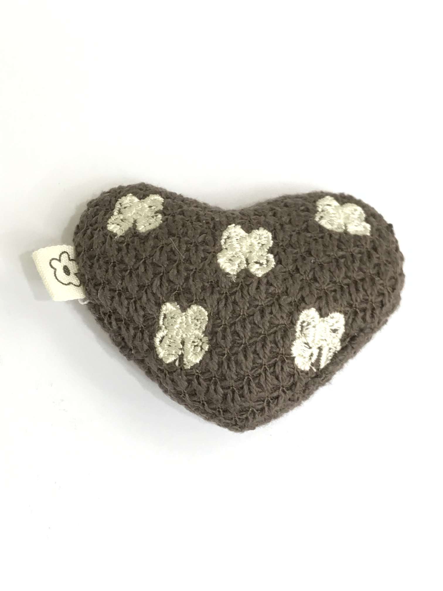 New autumn and winter knitted fabric embroidered strap label heart-shaped children's clothing hairpin accessories Item Picture