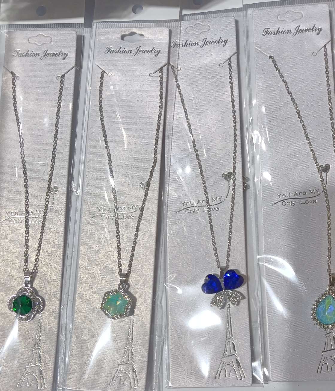 流行饰品，流行爆款，女生项链产品图