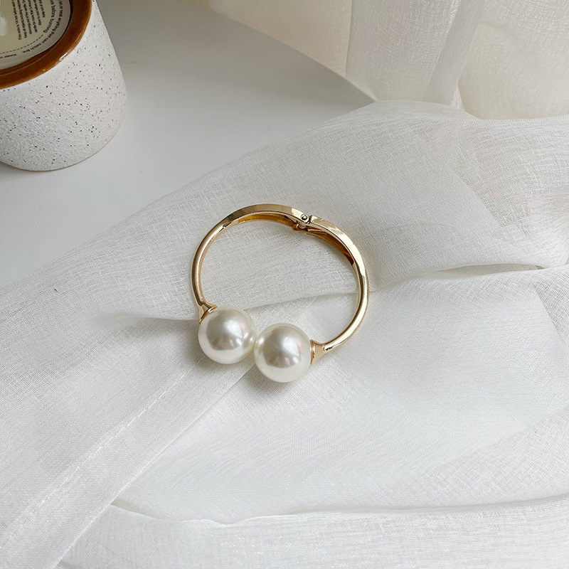 Korean popular pearl bracelets
