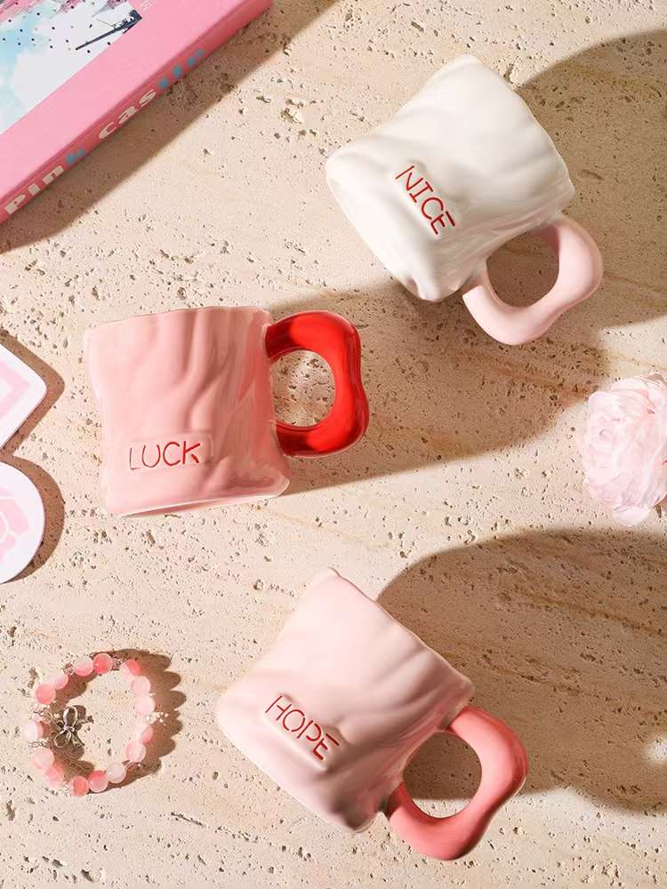 Simple summer men's and women's ceramic cat-shaped mugs, coffee cups, daily necessities cups, tableware sets, folding cups, portable travel cups Item Picture