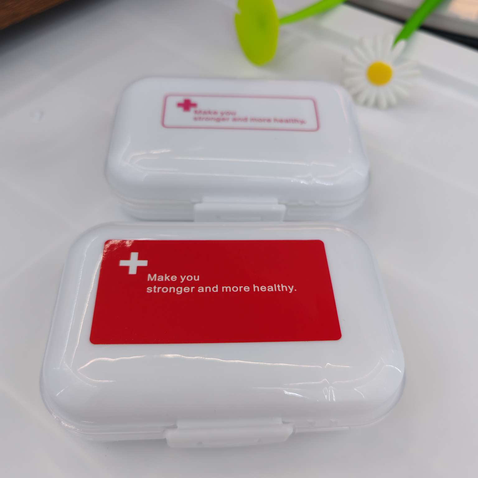 Portable Medicine Dispenser Storage Box 7 Days A Week Carry Mini Medicine Box