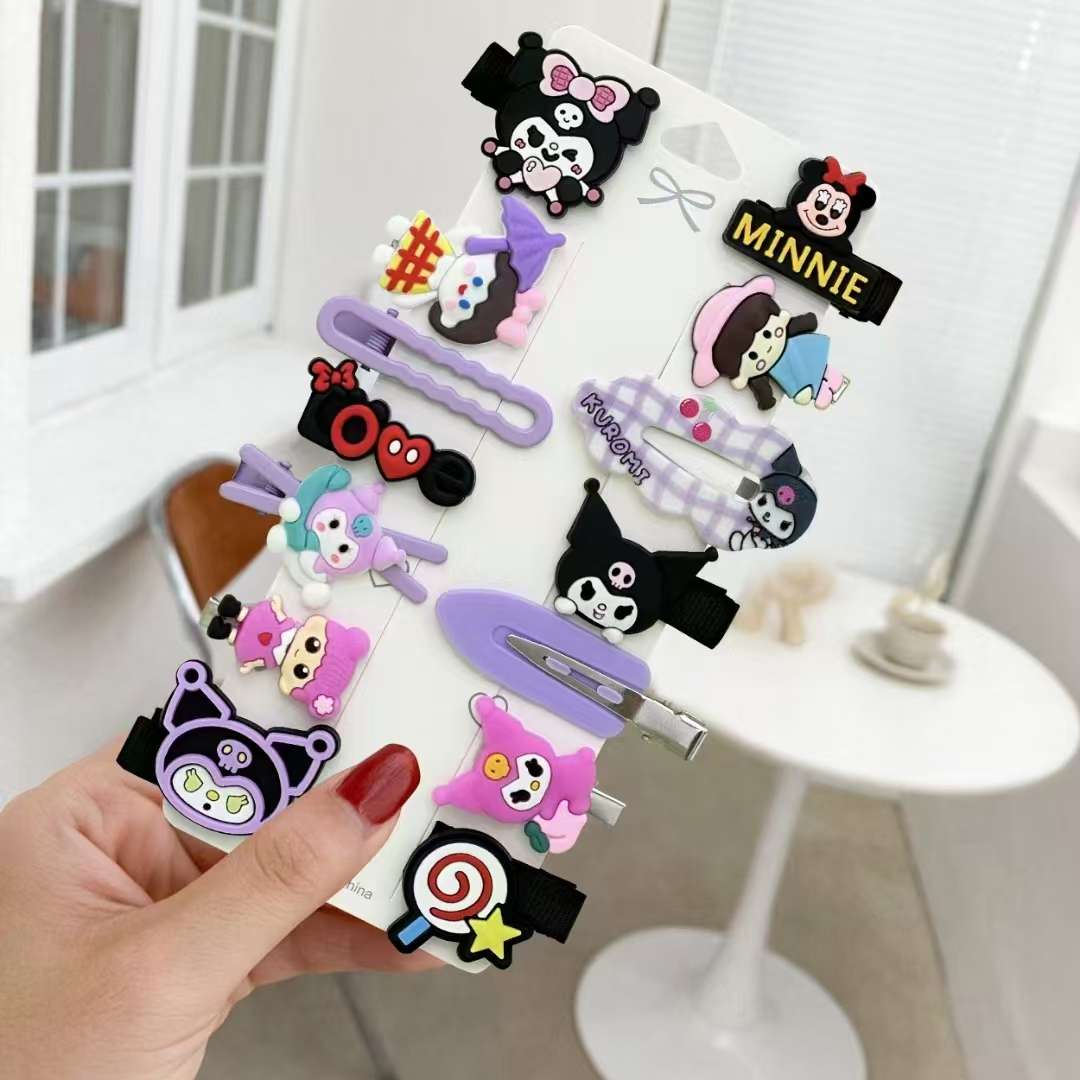 New cute Kuromi children's hair clips, cute cartoon hair clips for little girls, sweet side bangs, bb clips, black headwear, children's summer cuteness Application Scenario