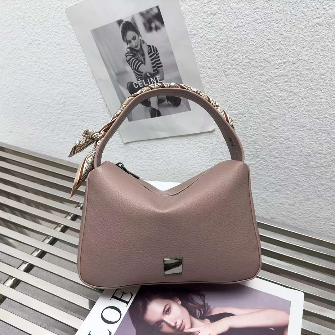 Fashionable women's leather bag, elephant grey vegetable basket bag, women's bag, top layer cowhide single-shoulder bag, women's crossbody fashionable women's luxury imitation men's bag, men's 2024 simple elephant grey vegetable basket bag, elephant grey vegetable basket bag Application Scenario