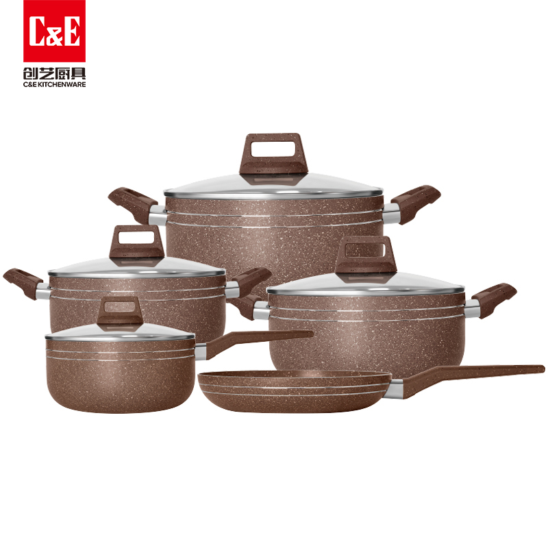 锅具套装实物图