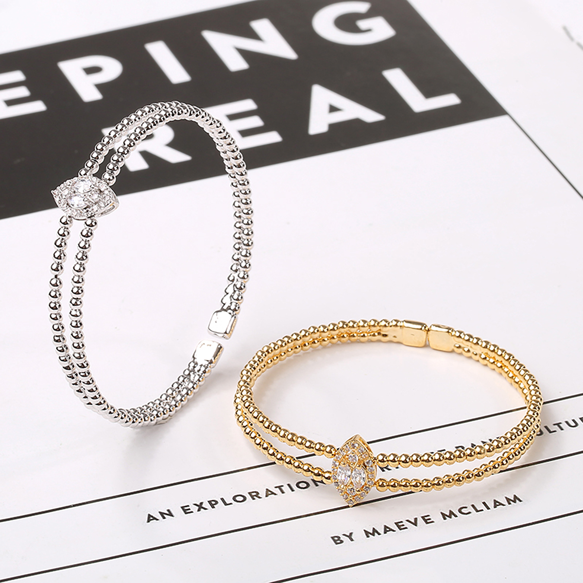 精致 AAA 奢华全锆石铜珠双层手链优雅女士婚礼派对开口可调节手链生日节日首饰饰品送礼礼物