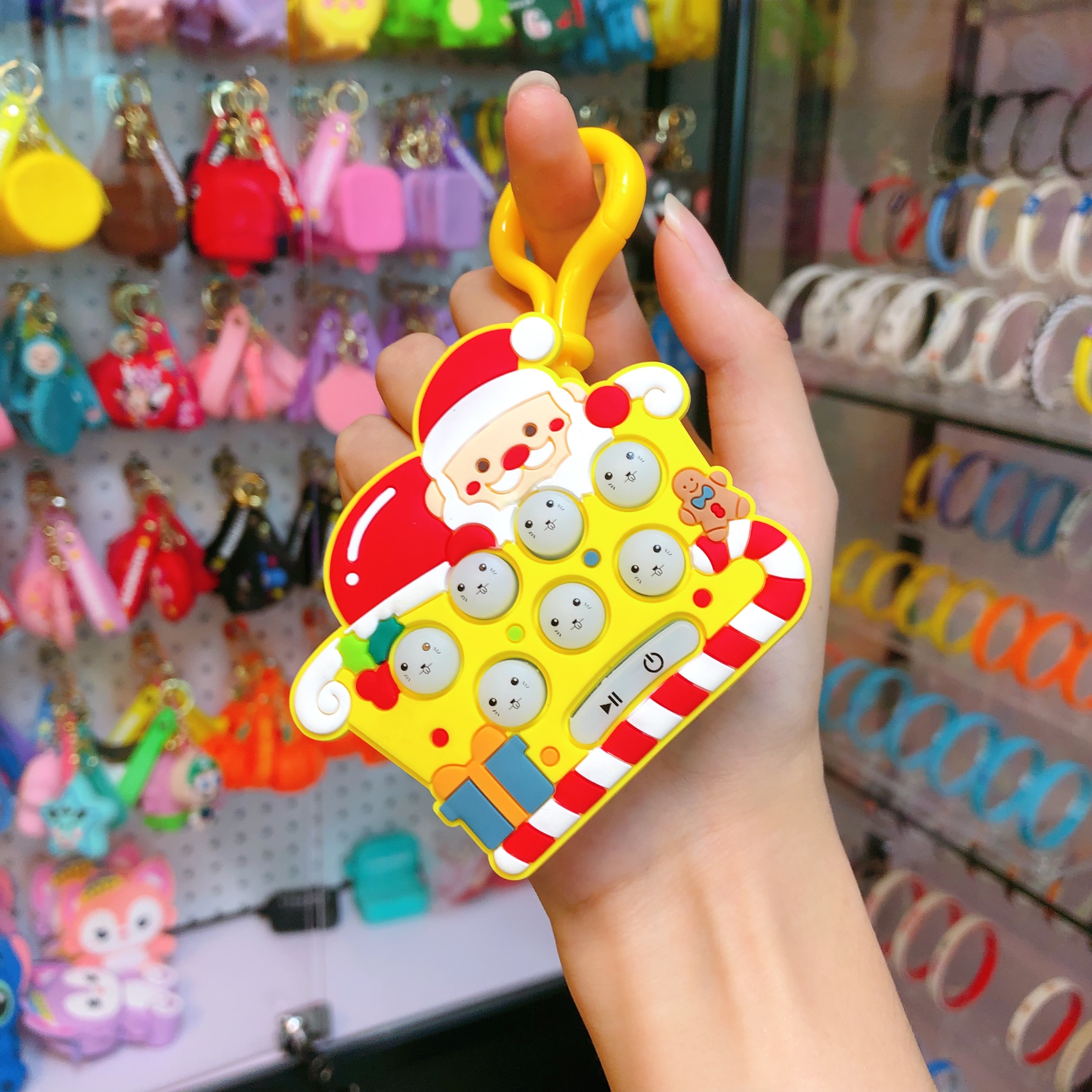 钥匙扣/钥匙挂件，包包挂件/钥匙圈/钥匙链/钥匙扣女士长款时尚细节图