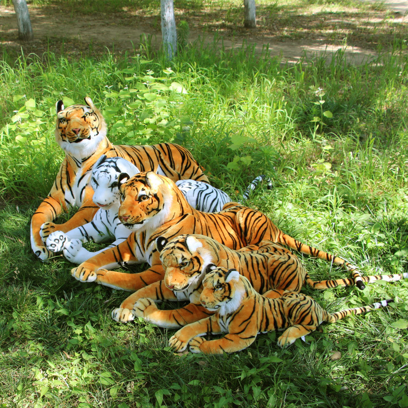 Tiger, lion, leopard plush toys, throw pillows, plush toys, dolls, stuffed animals, plush toys Application Scenario