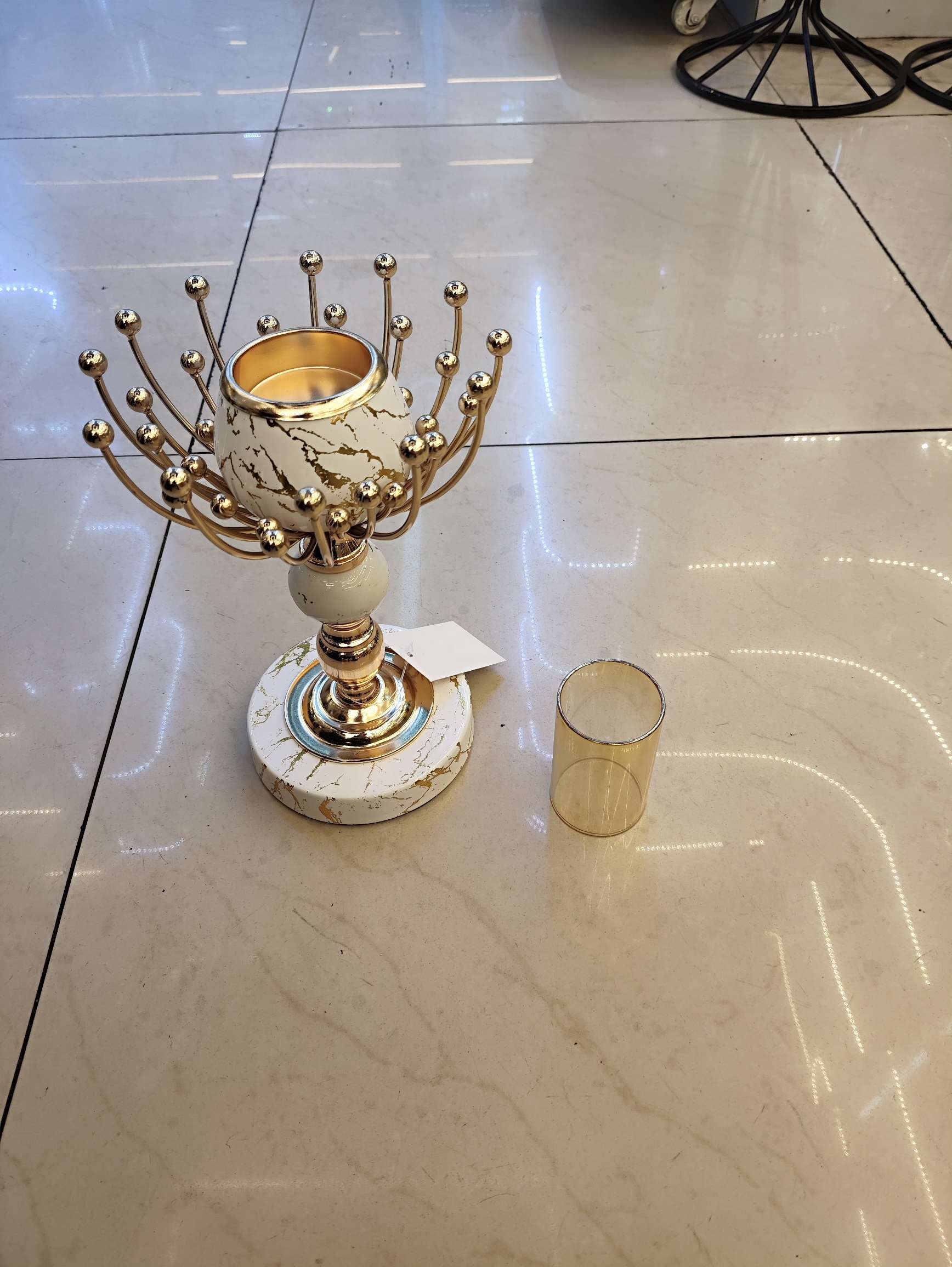 Ironwork glass candlestick aromatherapy decoration. Imitation white marble pattern. Scented candle pic 4