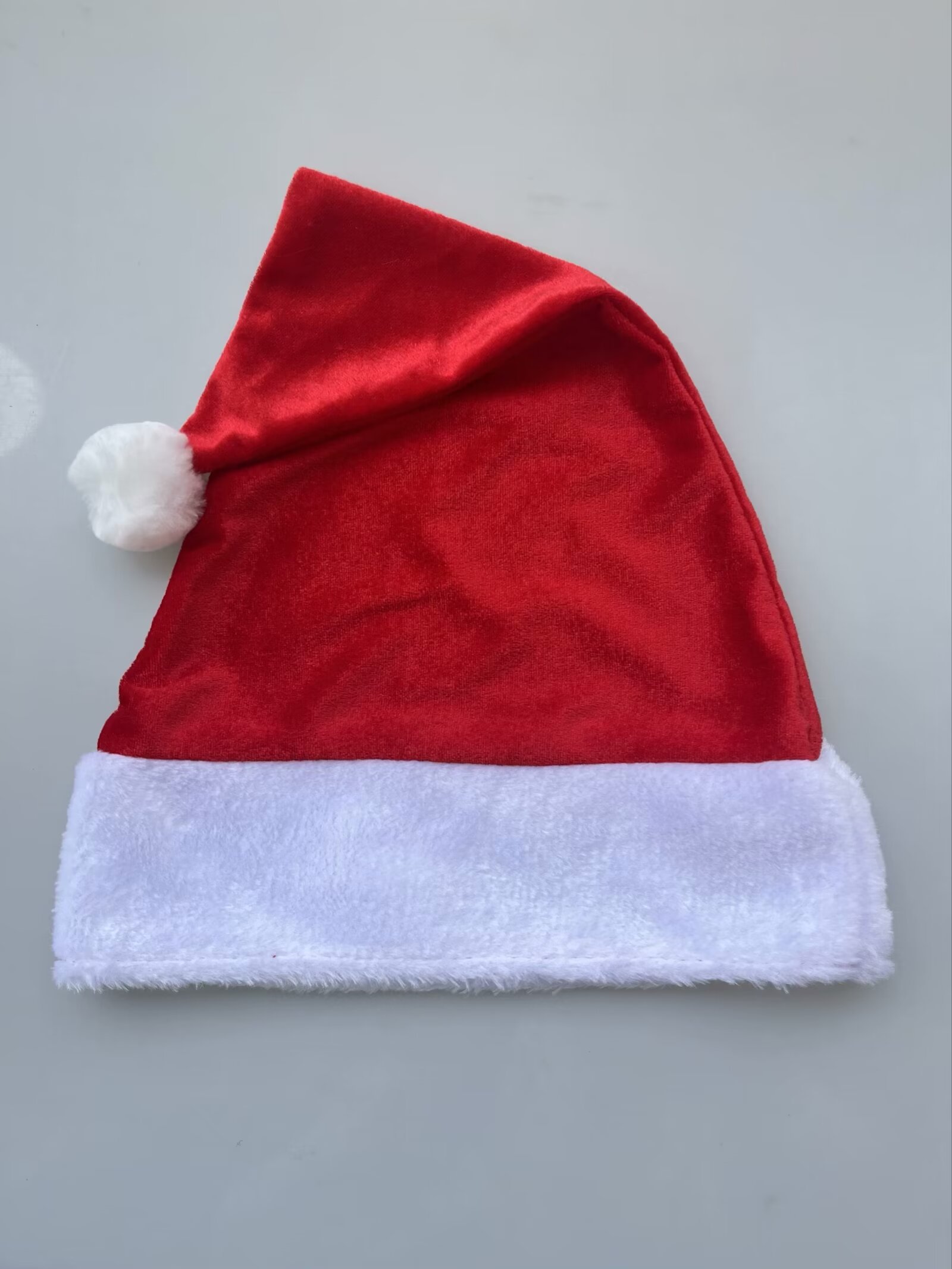 High-quality non-woven fabric Christmas hats, children's Christmas hats, Santa Claus hats, ground promotion and wechat business gifts Specification image