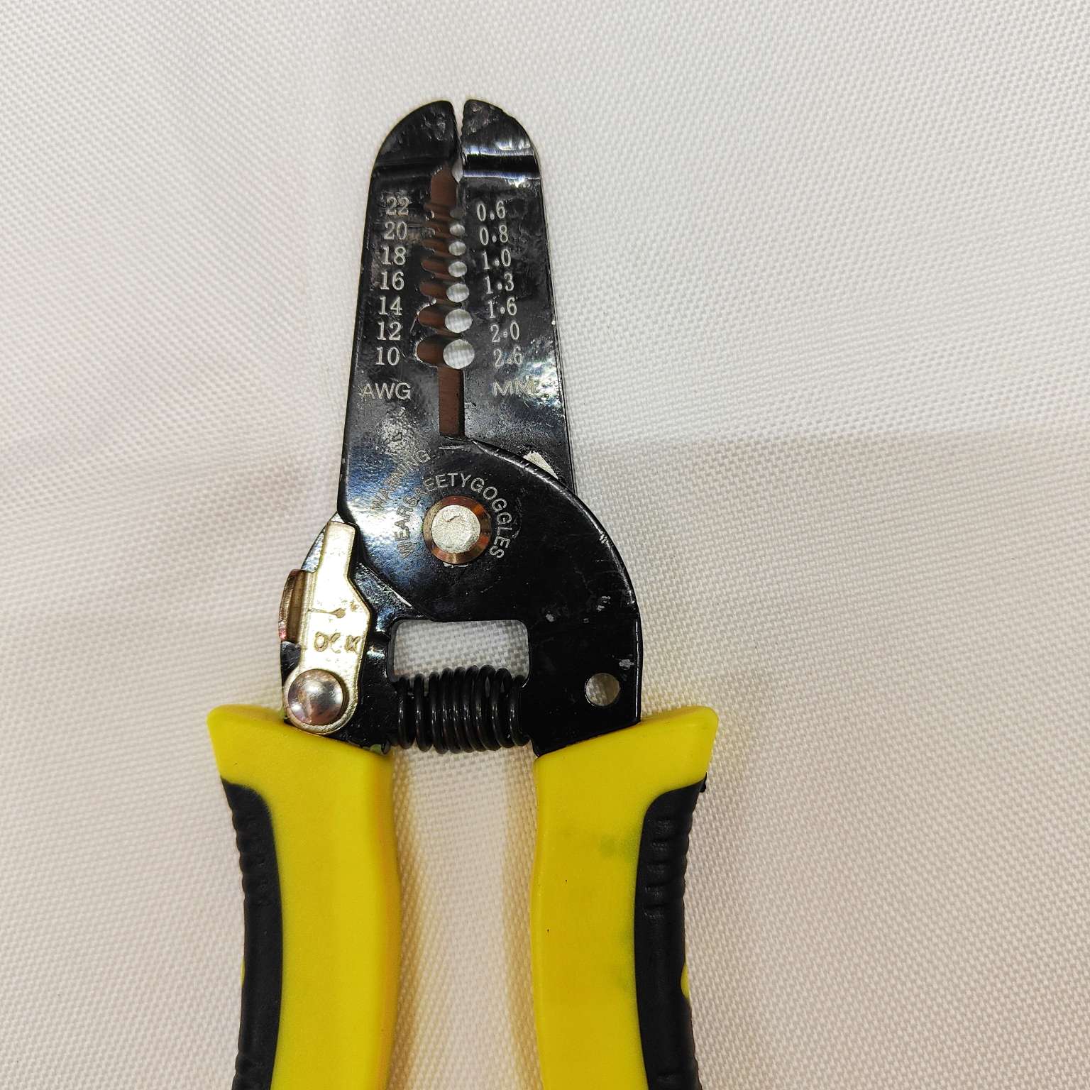 剥线钳手动剥线器剪线钳剥皮钳多功能电工作业家用日常维修建筑工地设备维修详情图4