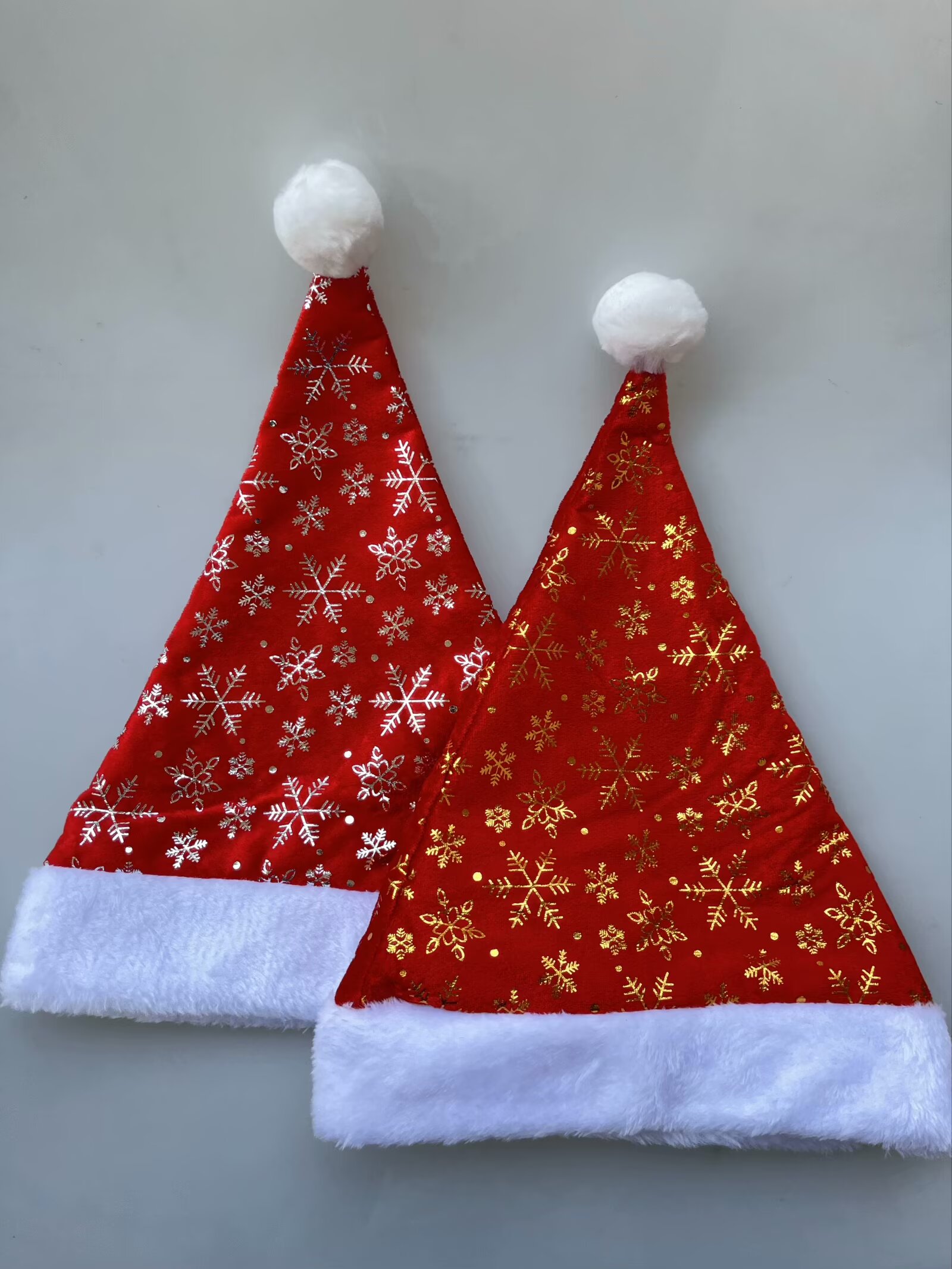 Christmas hats, children's gilded snowflakes, music festival costumes, accessories, headwear, plush fabric, Santa Claus hats details Picture