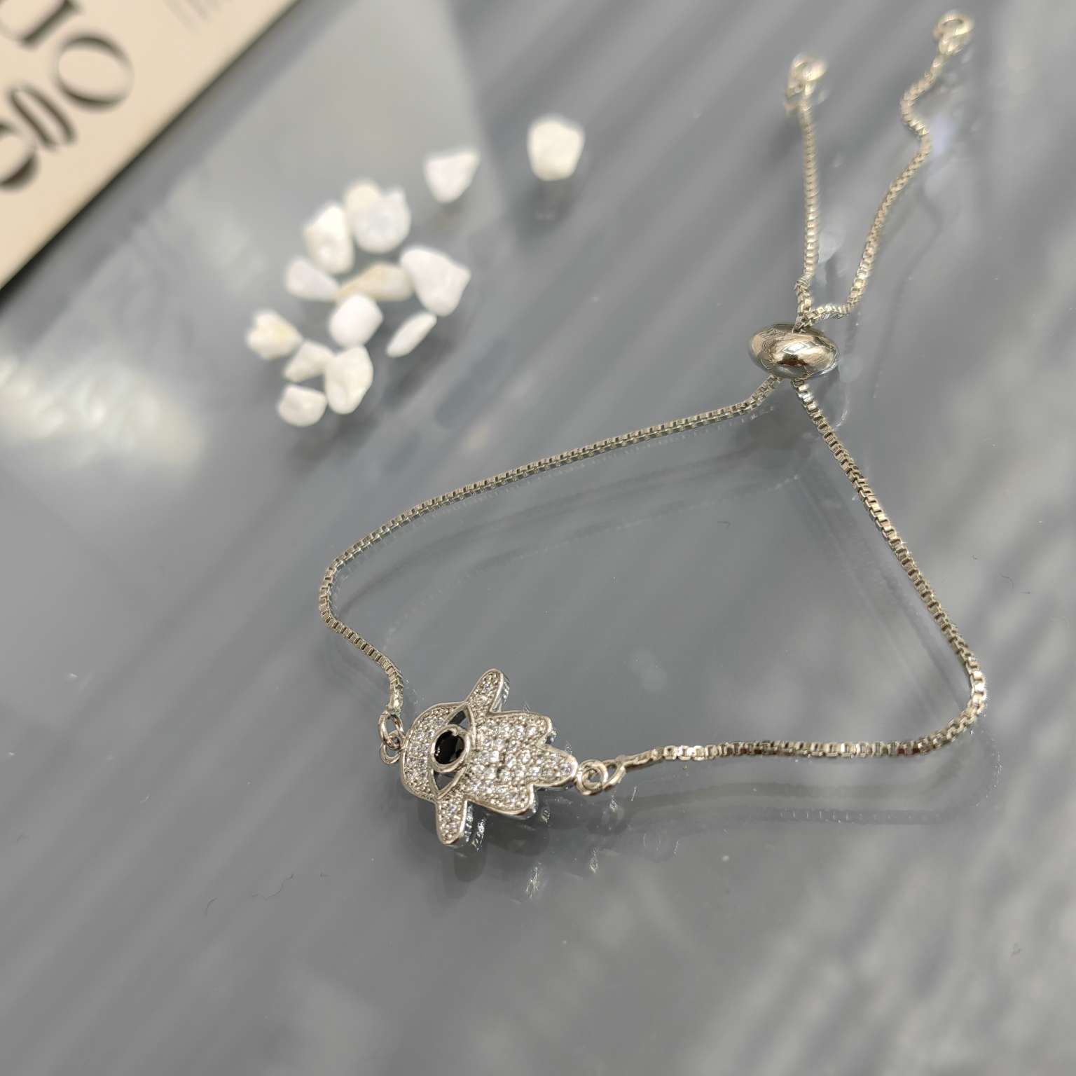 珍珠手链朱砂手串 高档手饰精致手链时尚饰品女士手饰礼品装饰品铜锆石抽拉金色白k流行经典爆款网红经典时尚复古法式欧美日韩火详情图12