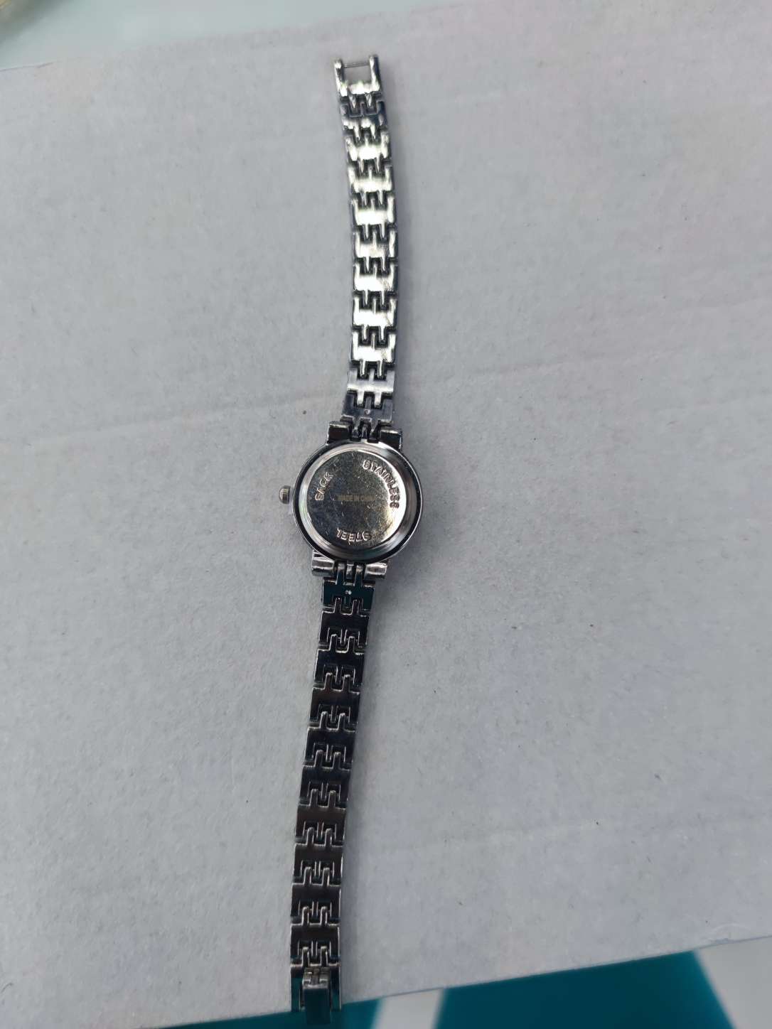 时尚单品小绿表 石英表女学生款 饰品吊坠手链手表 精致石英表 简约时尚手表手表详情图2