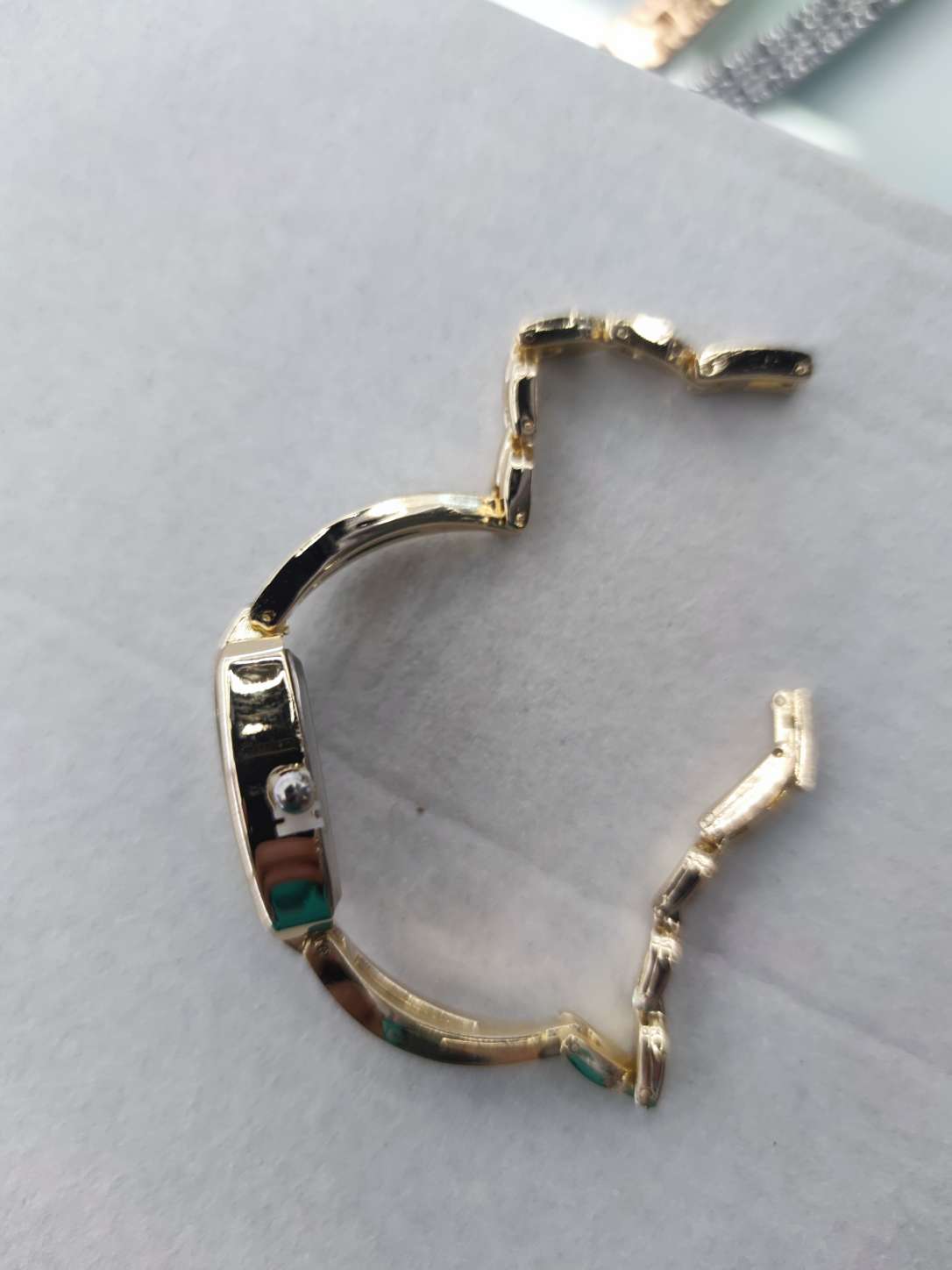 时尚单品小绿表 石英表女学生款 精致饰品吊坠手链手表 石英表精准计时装饰手腕详情图5