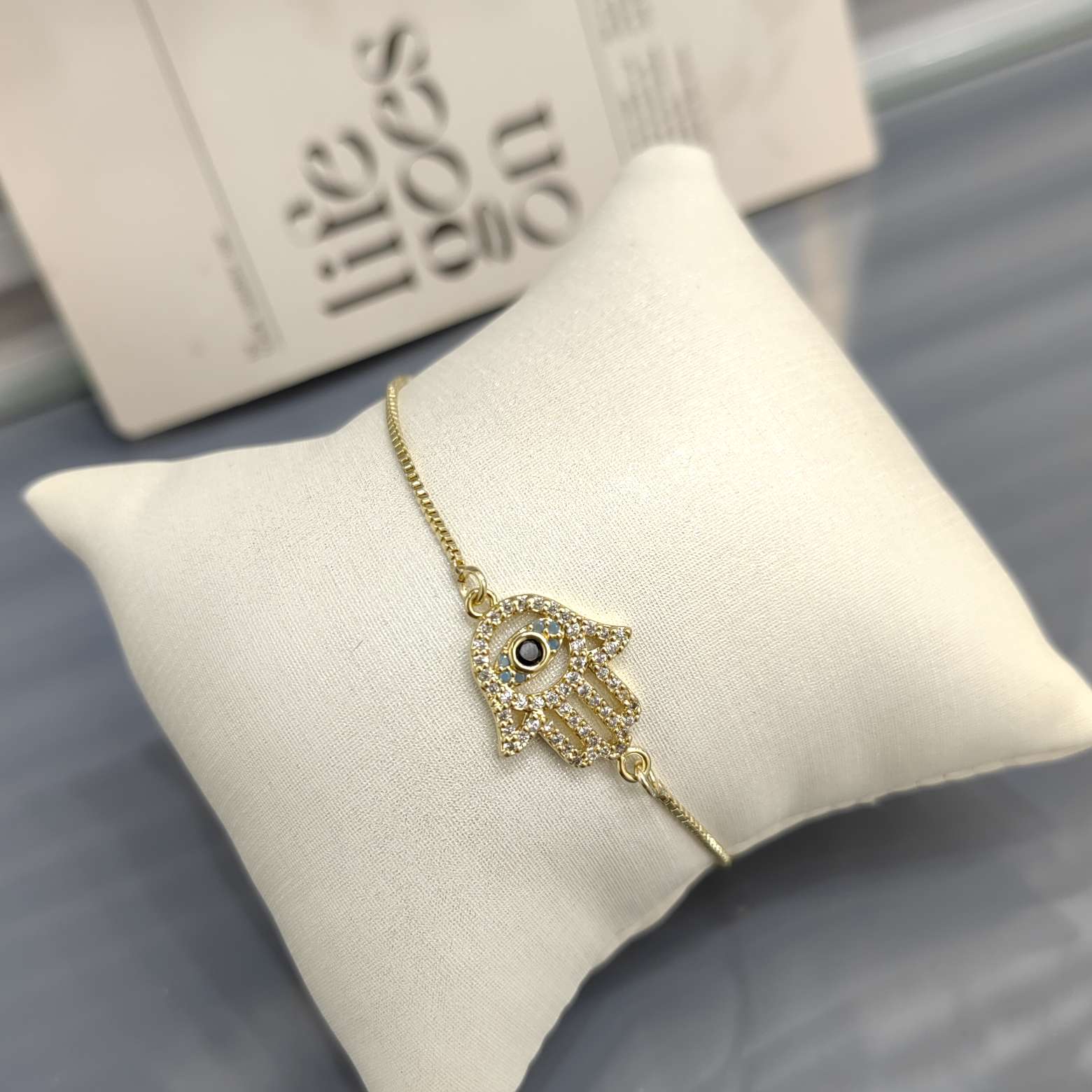 珍珠手链朱砂手串 高档手饰精致手链时尚饰品女士手饰礼品装饰品铜锆石抽拉金色白k流行经典爆款网红经典时尚复古法式欧美日韩火详情图14