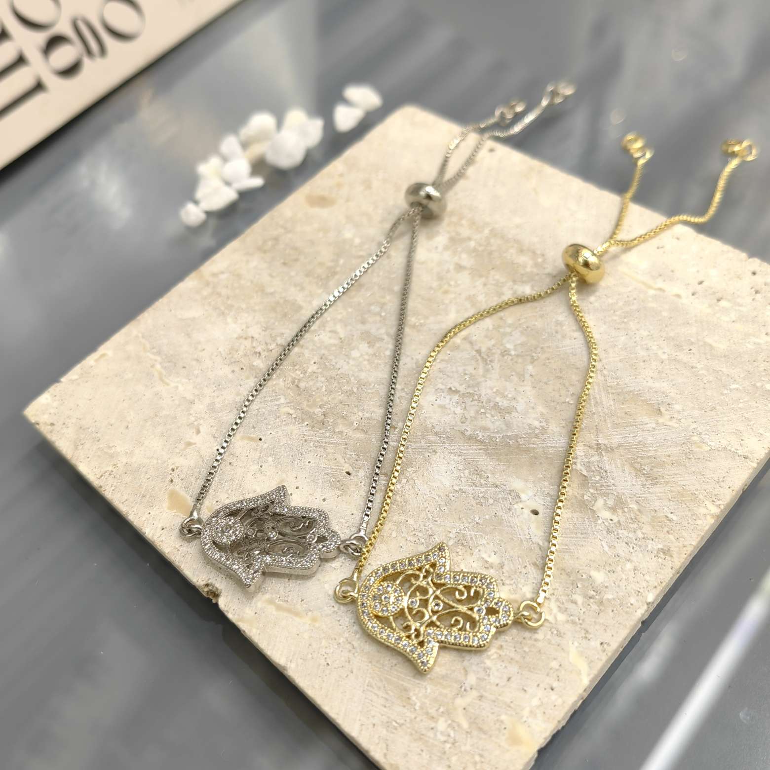 珍珠手链朱砂手串 高档手饰精致手链时尚饰品女士手饰礼品装饰品铜锆石抽拉金色白k流行经典爆款网红经典时尚复古法式欧美日韩火详情图15