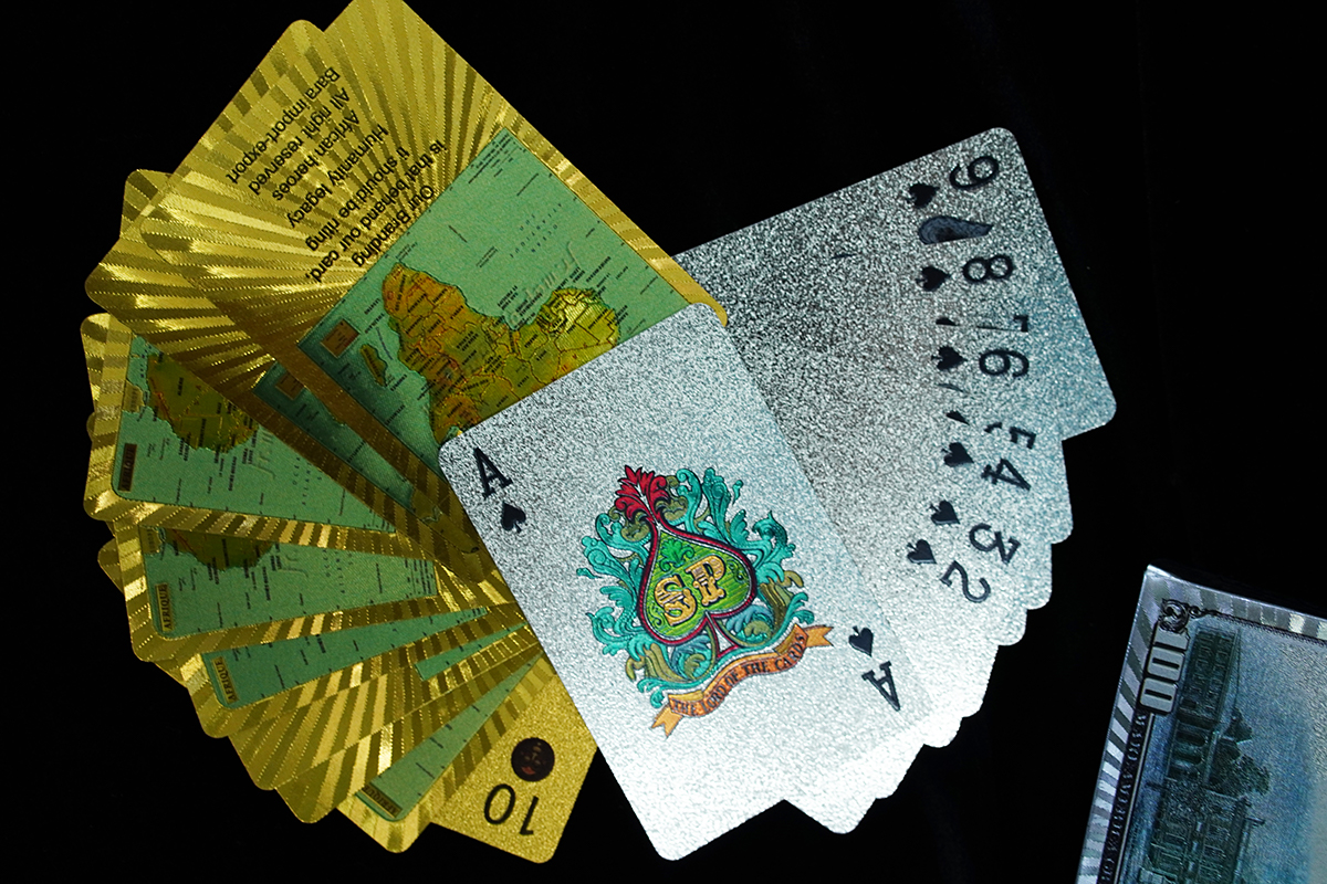 热销外贸扑克牌定制图案防水不烂厂家直销