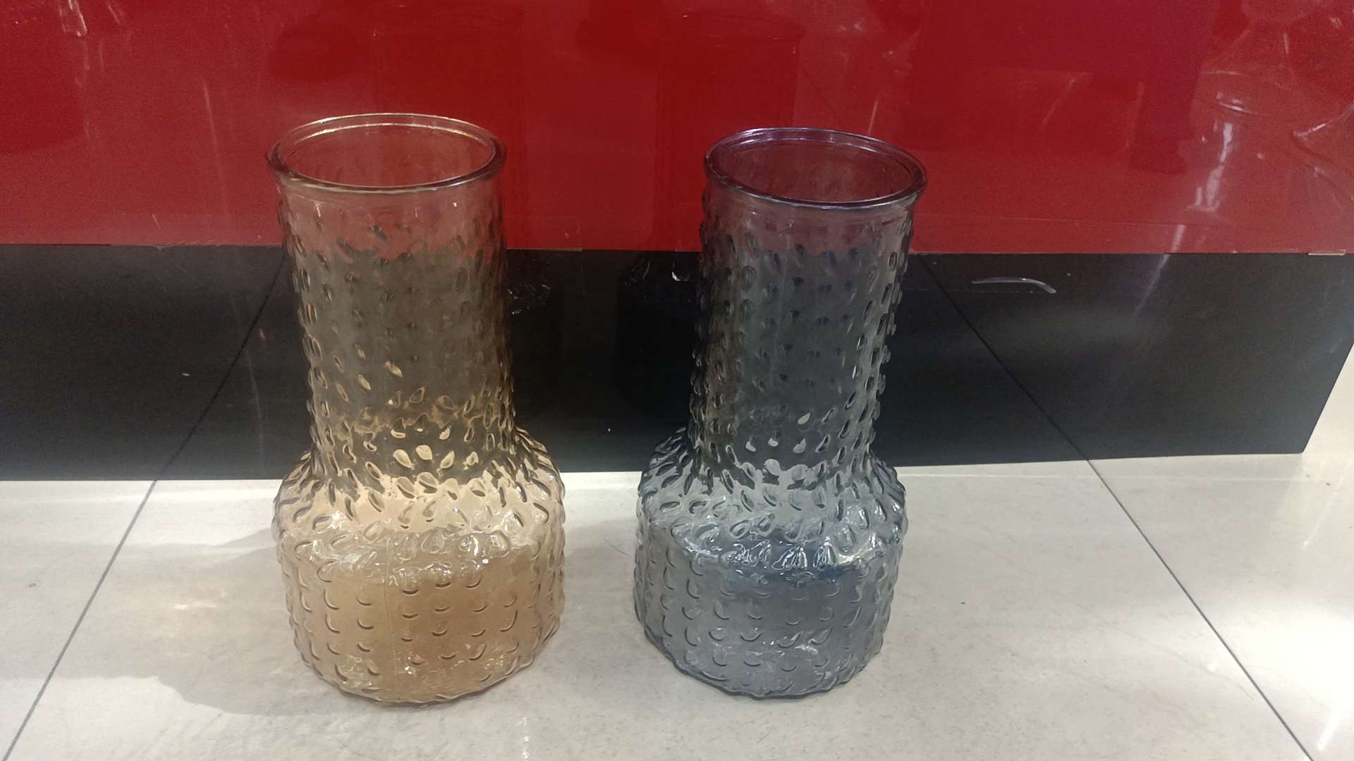 25 Sunflower seed vase