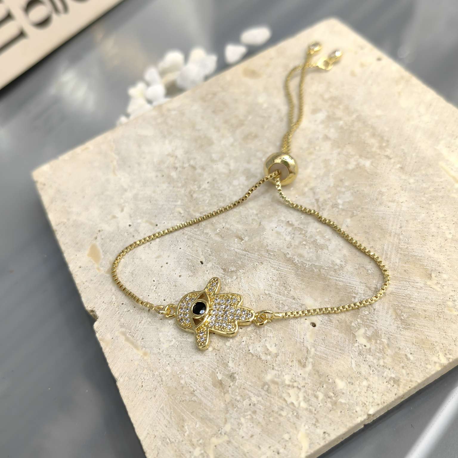 珍珠手链朱砂手串 高档手饰精致手链时尚饰品女士手饰礼品装饰品铜锆石抽拉金色白k流行经典爆款网红经典时尚复古法式欧美日韩火详情图13