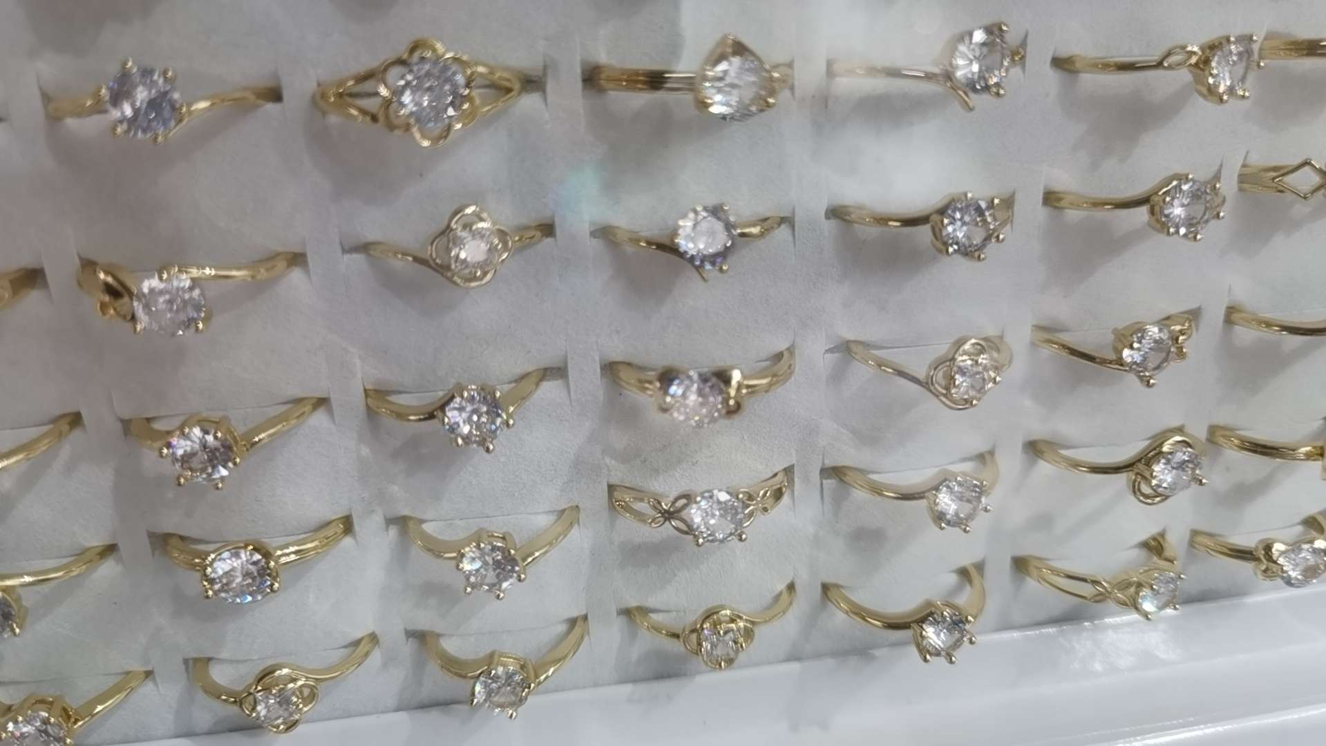 莫桑钻石戒指 高级感饰品手饰 国标s925银戒托 珍珠戒指 精致女士首饰 独特设计优雅气质