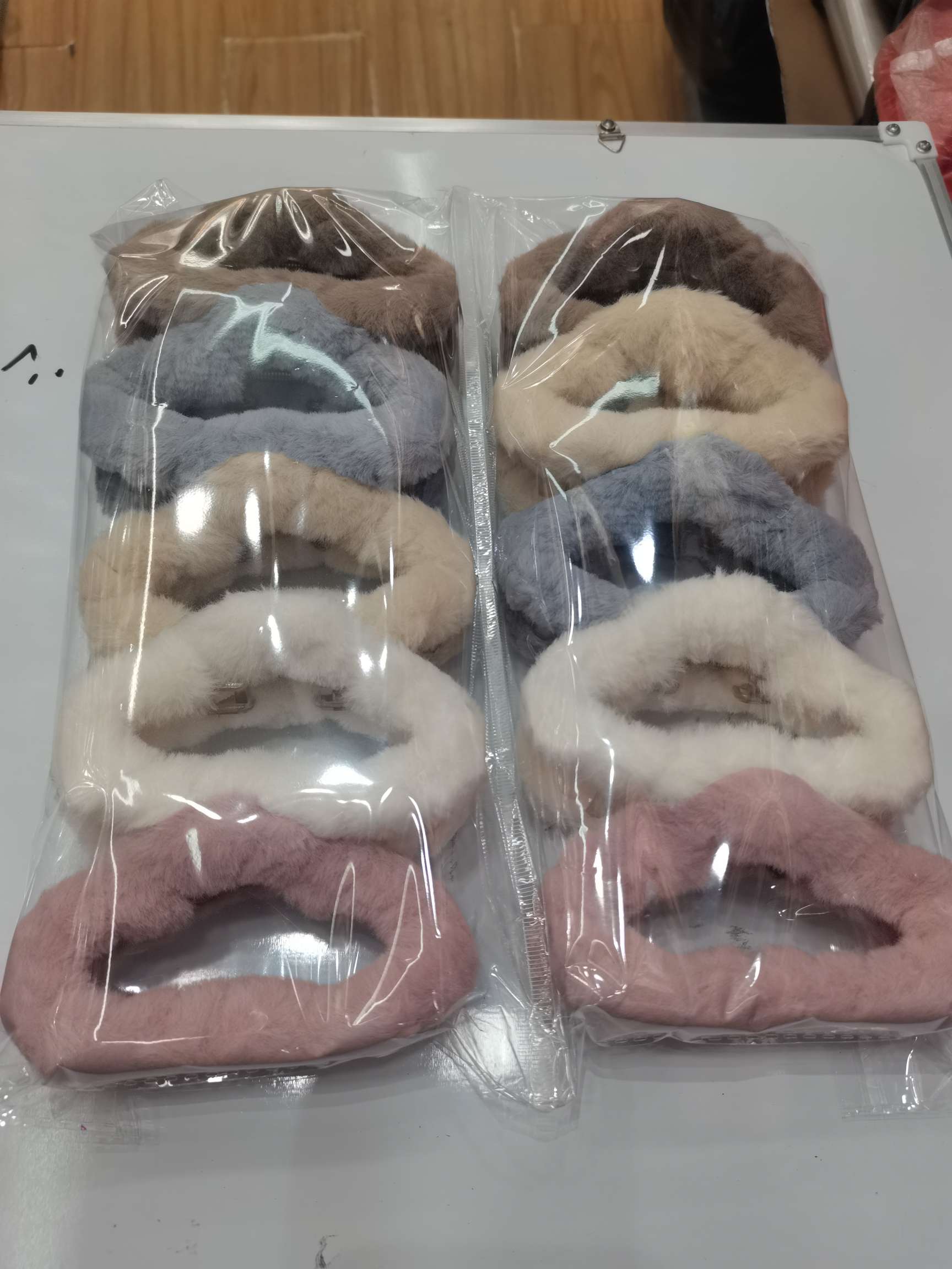 儿童专用饰品套装 多款可选 其他儿童饰品及配件一应俱全 安全无毒材质 手工DIY创意玩具产品图