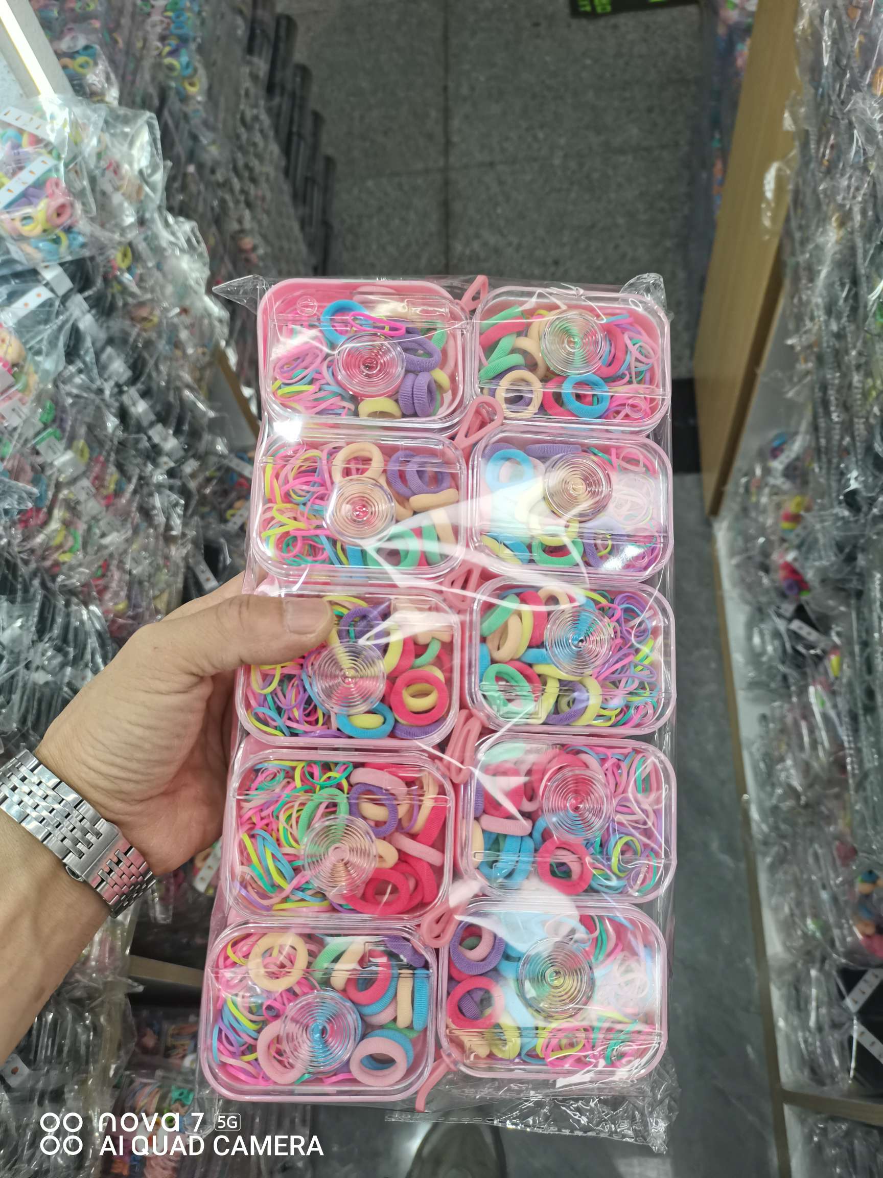 Siblun accessories: A popular online product featuring a camera-shaped disposable rubber band, thumb hair band, mixed hair band, hair tie, and hair band details Picture