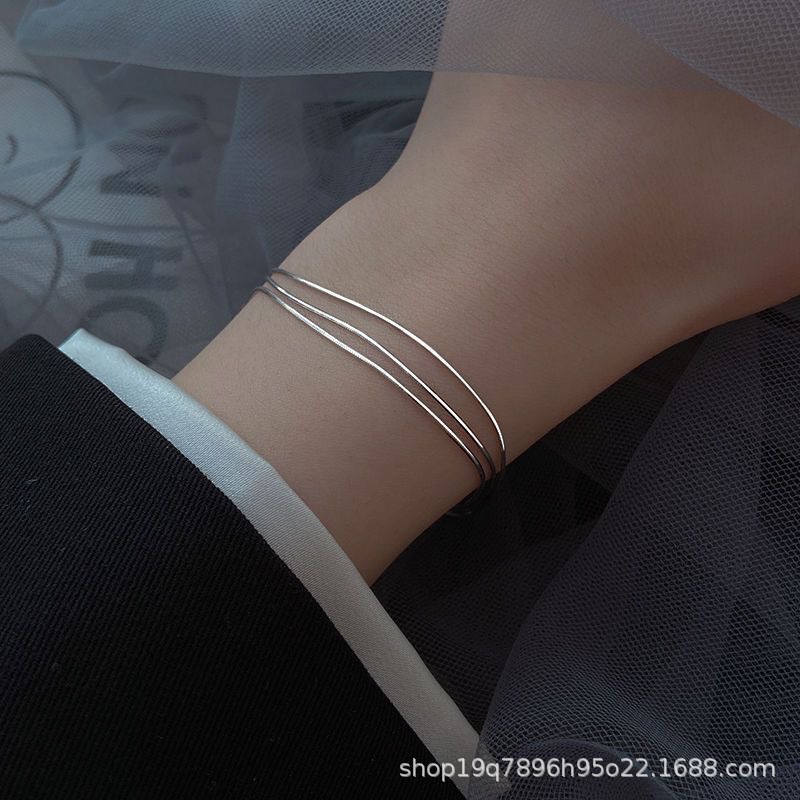 多层蛇骨手链女学生小众设计高级感冷淡风简轻奢手饰源头经典精致精美手链厂家批发详情图5