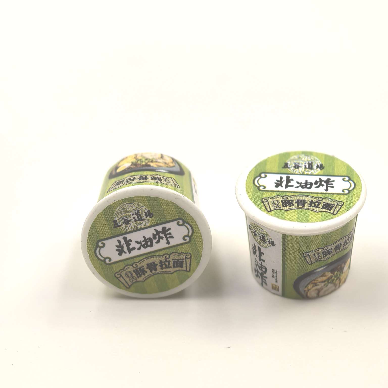 Supermarket and convenience store ornaments, hanging items, resin accessories, hair clips, clothing, stickers, new instant noodles, instant noodles, 500 pieces per pack detail image 5