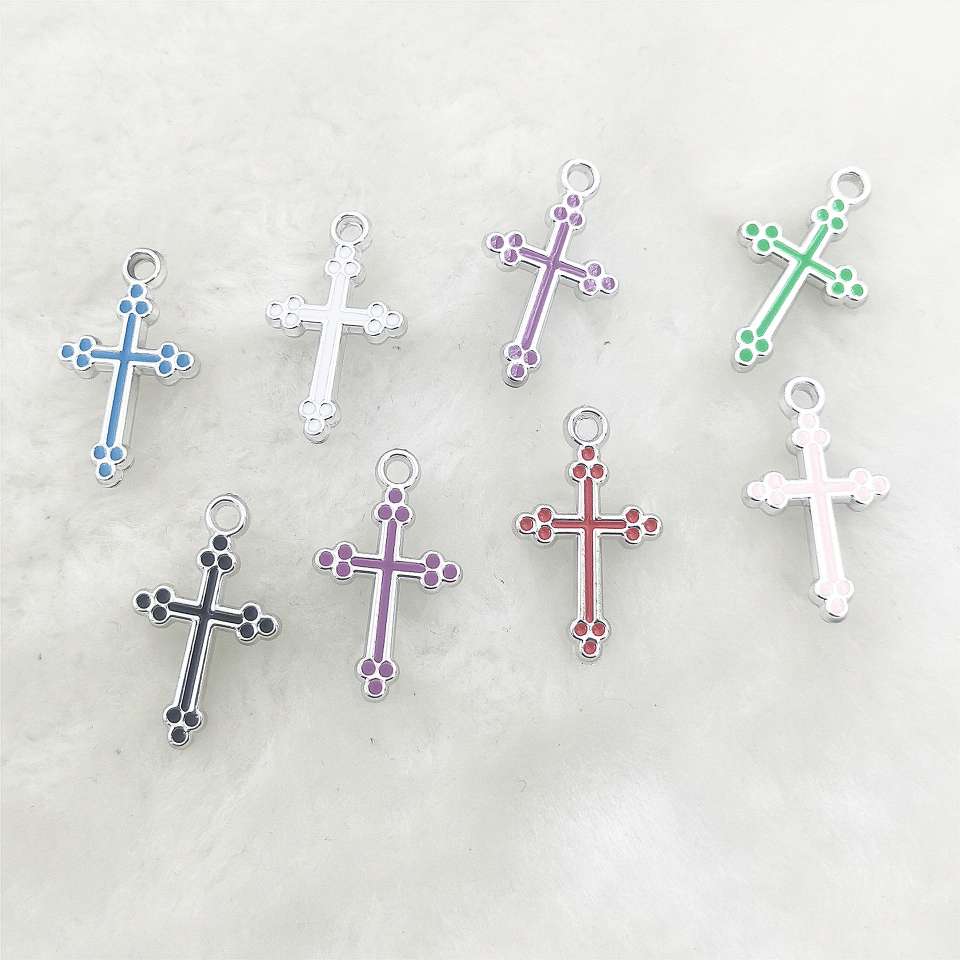 diy jewelry accessories, plastic colored oil-dripping retro cross pendants, bracelets, necklaces, cross accessories, 500 pieces per package Item Picture