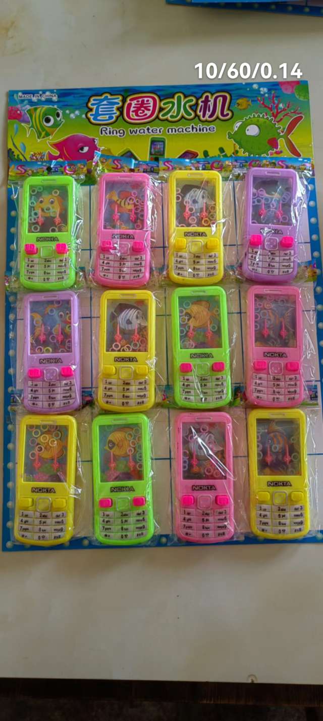 儿童玩具套圈圈手机款式，颜色随机多多，款式多多