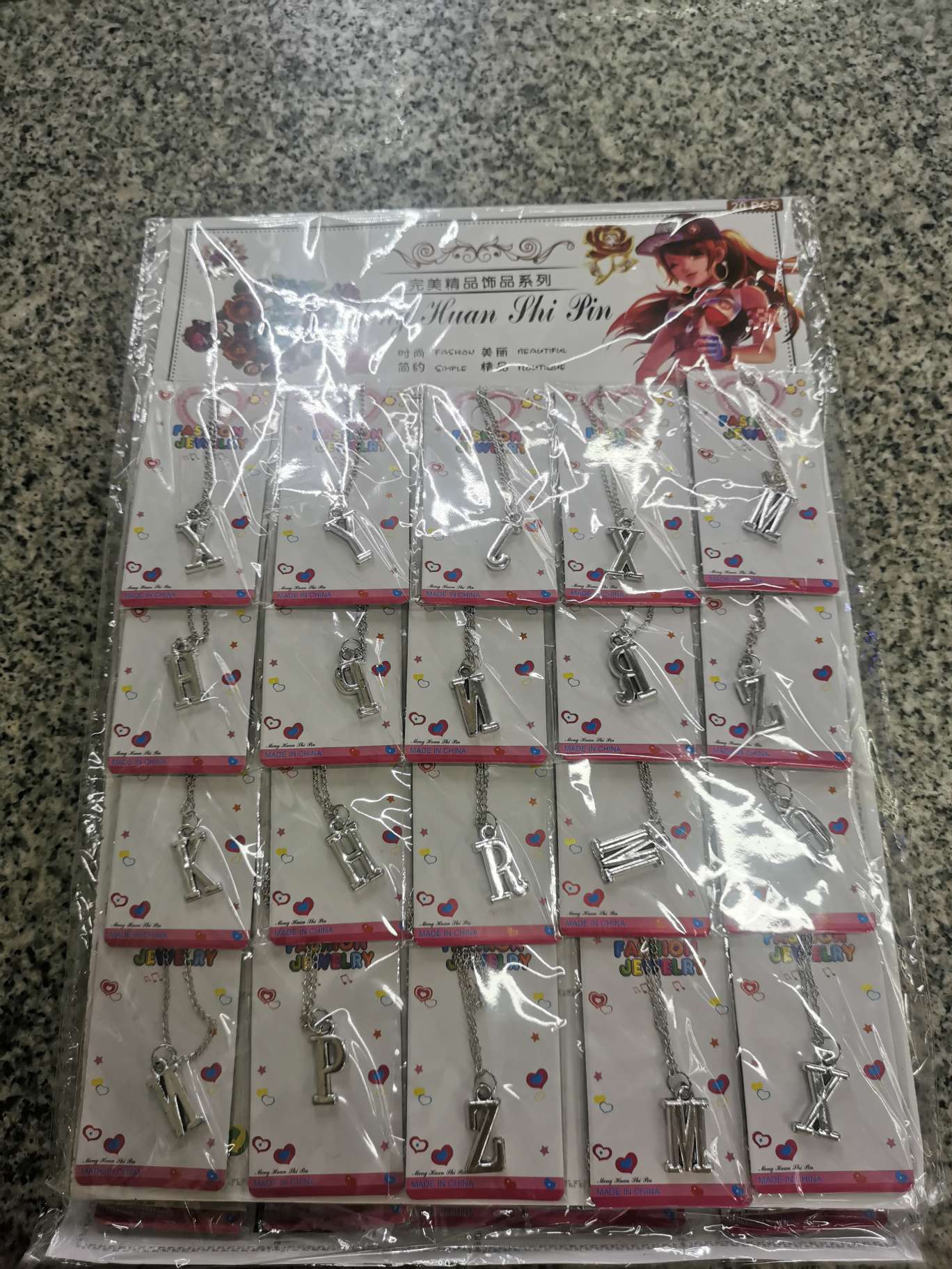 迷你小小玩具款式多多，颜色随机儿童化妆盒套装