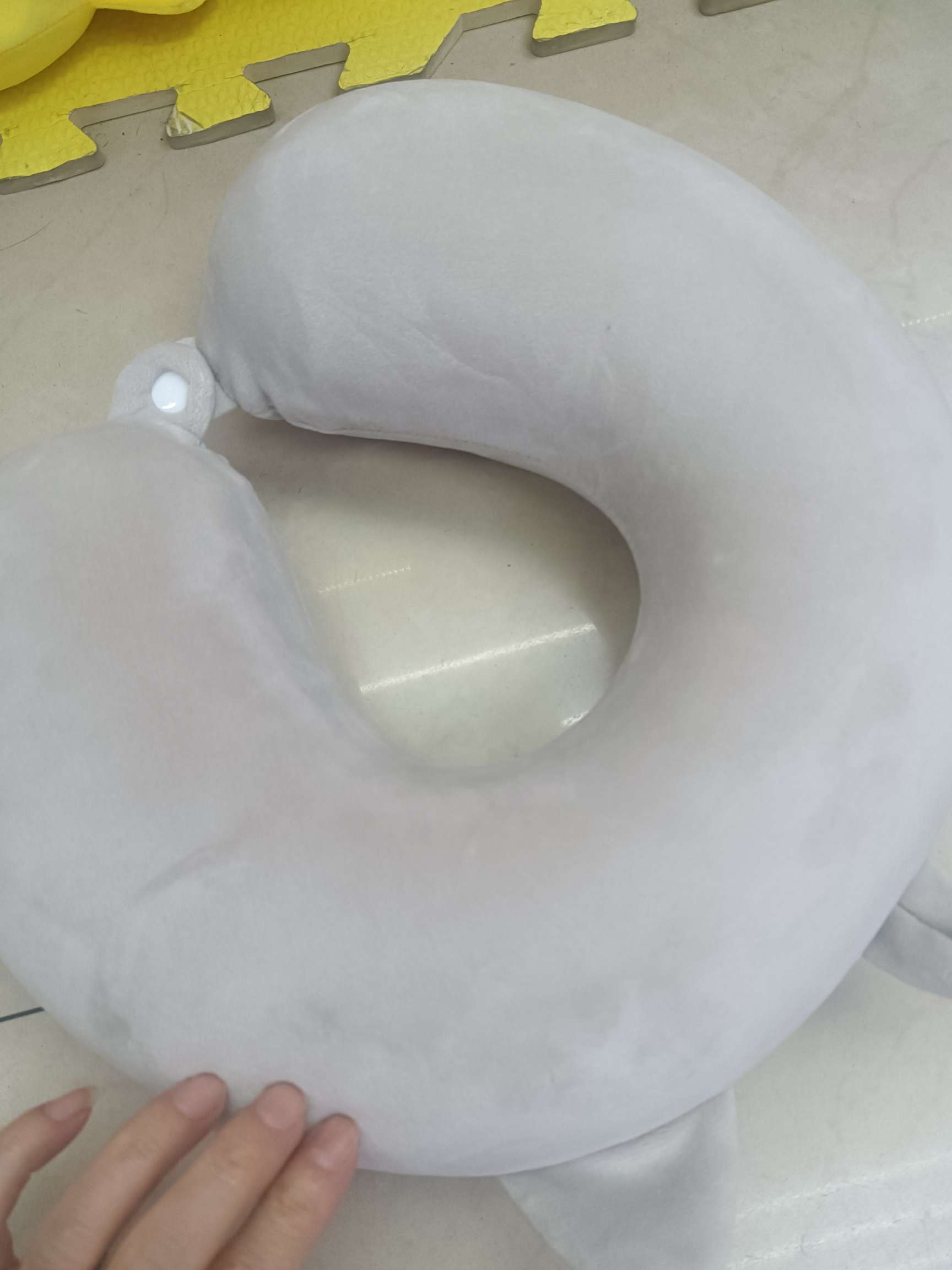 抱枕/毛绒玩具/玩具/毛绒爱心抱枕/毛绒玩具抱枕毯白底实物图