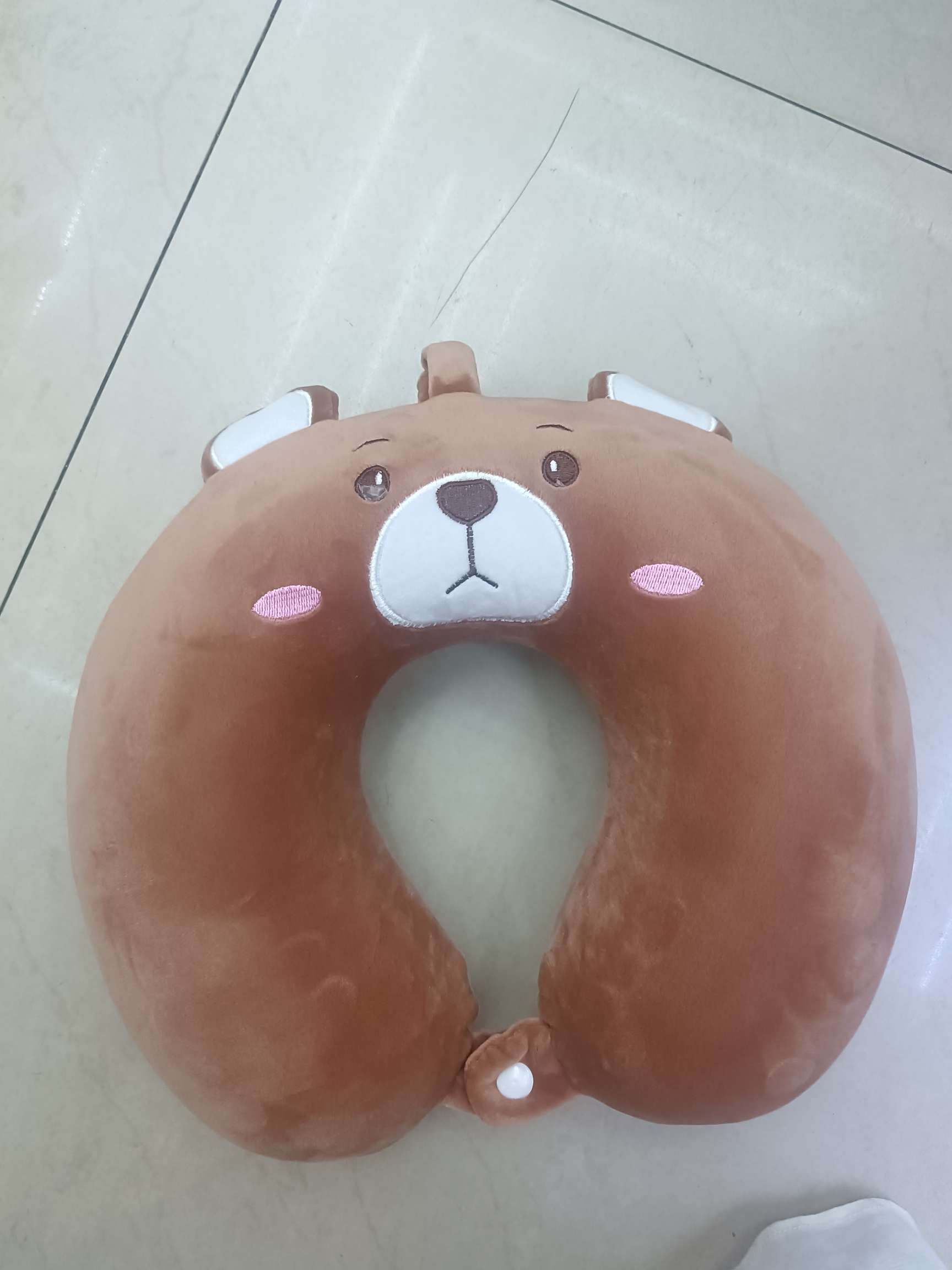 玩具四面弹绣花枕头，记忆棉颈椎枕材料超料里面记忆棉和PP棉毛绒玩具毛绒玩具