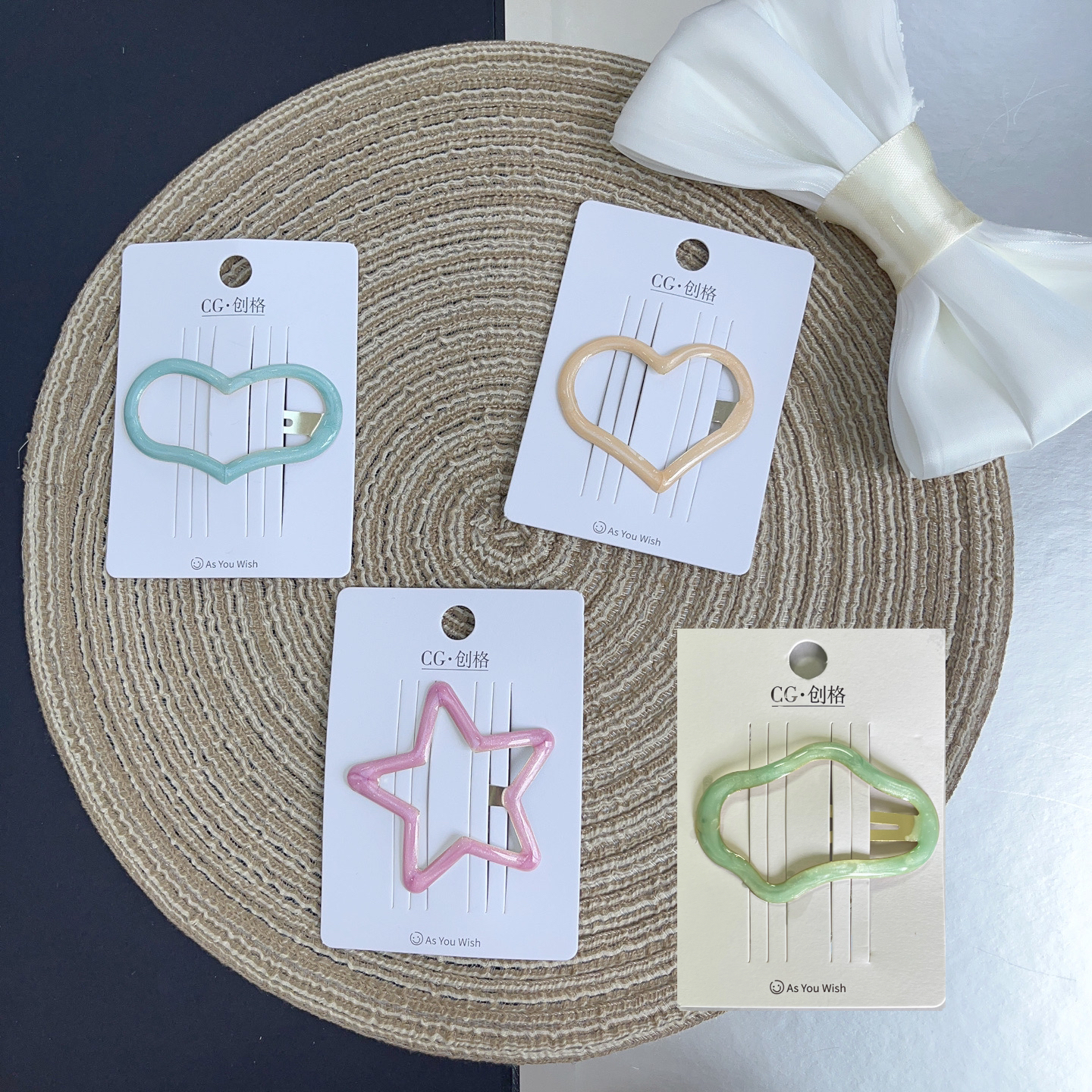 Cloud hair clips, cute children's bangs clips, forehead fringe clips, girls' side hair clips, bb clips, pearlescent color Specification image