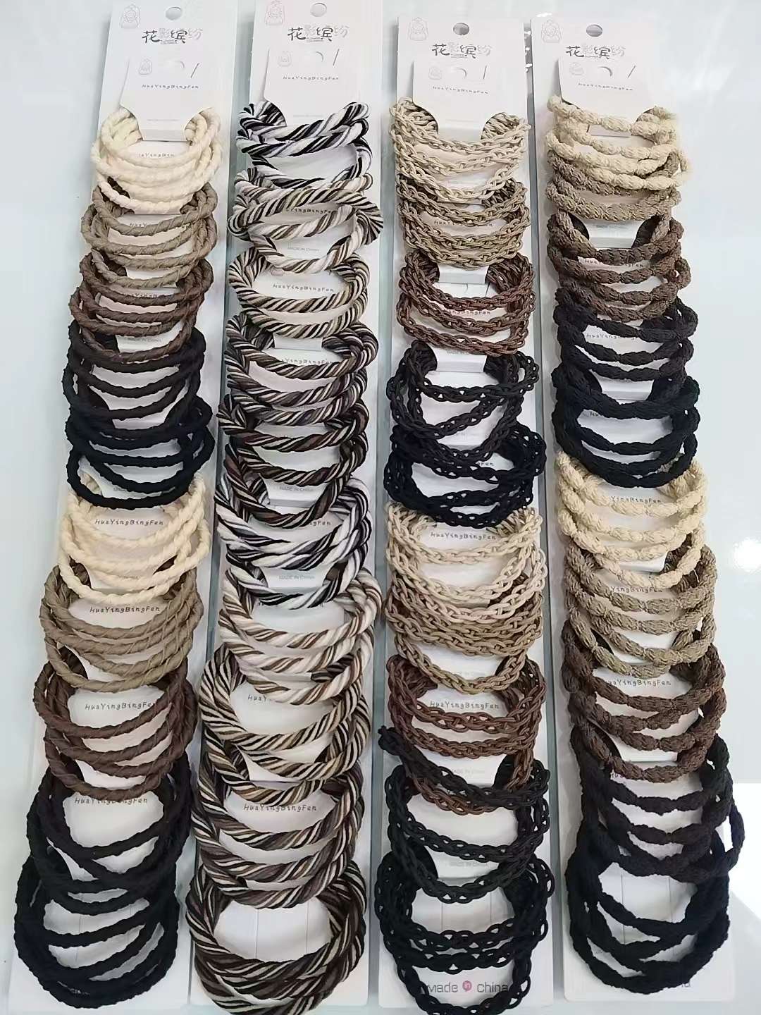 Black silk scarf headwear, hair bands, hair ties, accessories, elegant ladies' headwear, essential hair ties, trendy hair accessories, high-end hair accessories, hair bands, black hair ties, hair ties details Picture