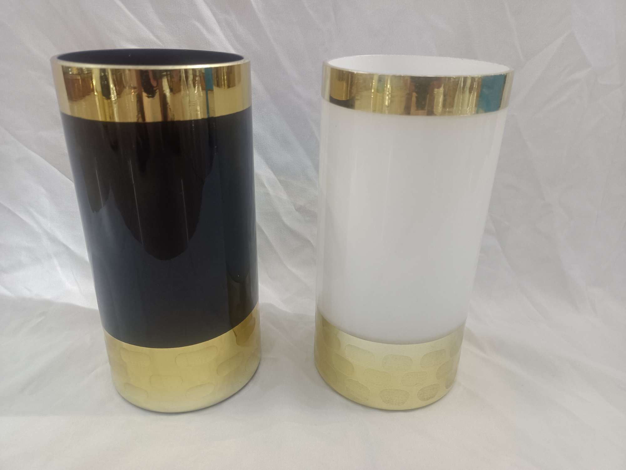 Exquisite glass handicrafts, gift candlesticks, unique glass marble design, spirits cups, aroma diffuser accessories, beautiful and practical glass vases
