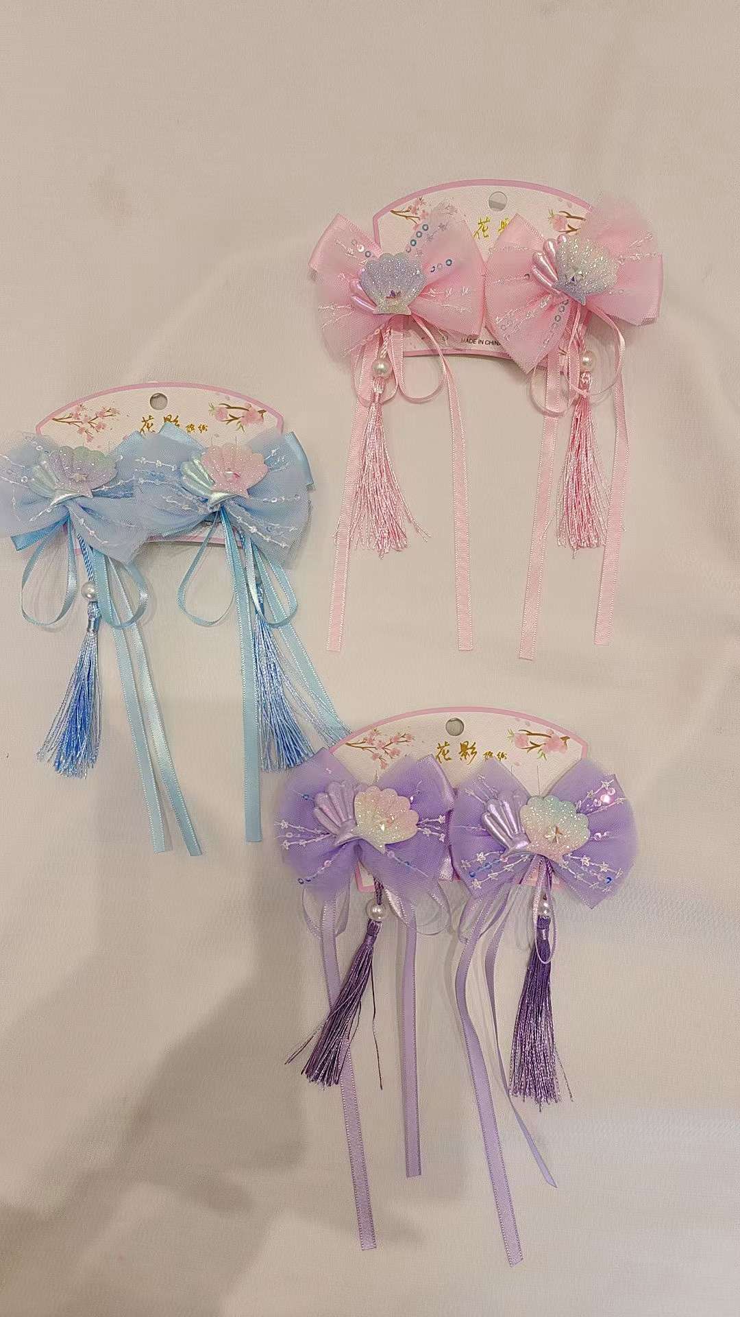 Creative accessories, headwear, hair accessories, hair clips, hairpin clips, unique design, exquisite elegance, long-lasting fixation, no damage to hair quality. Creative accessories, hair clips, hair accessories Specification image