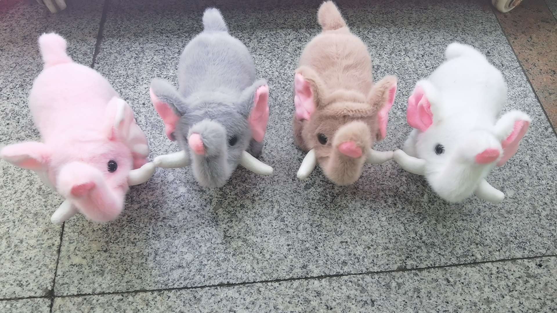 Electric toys, plush toys, elephants