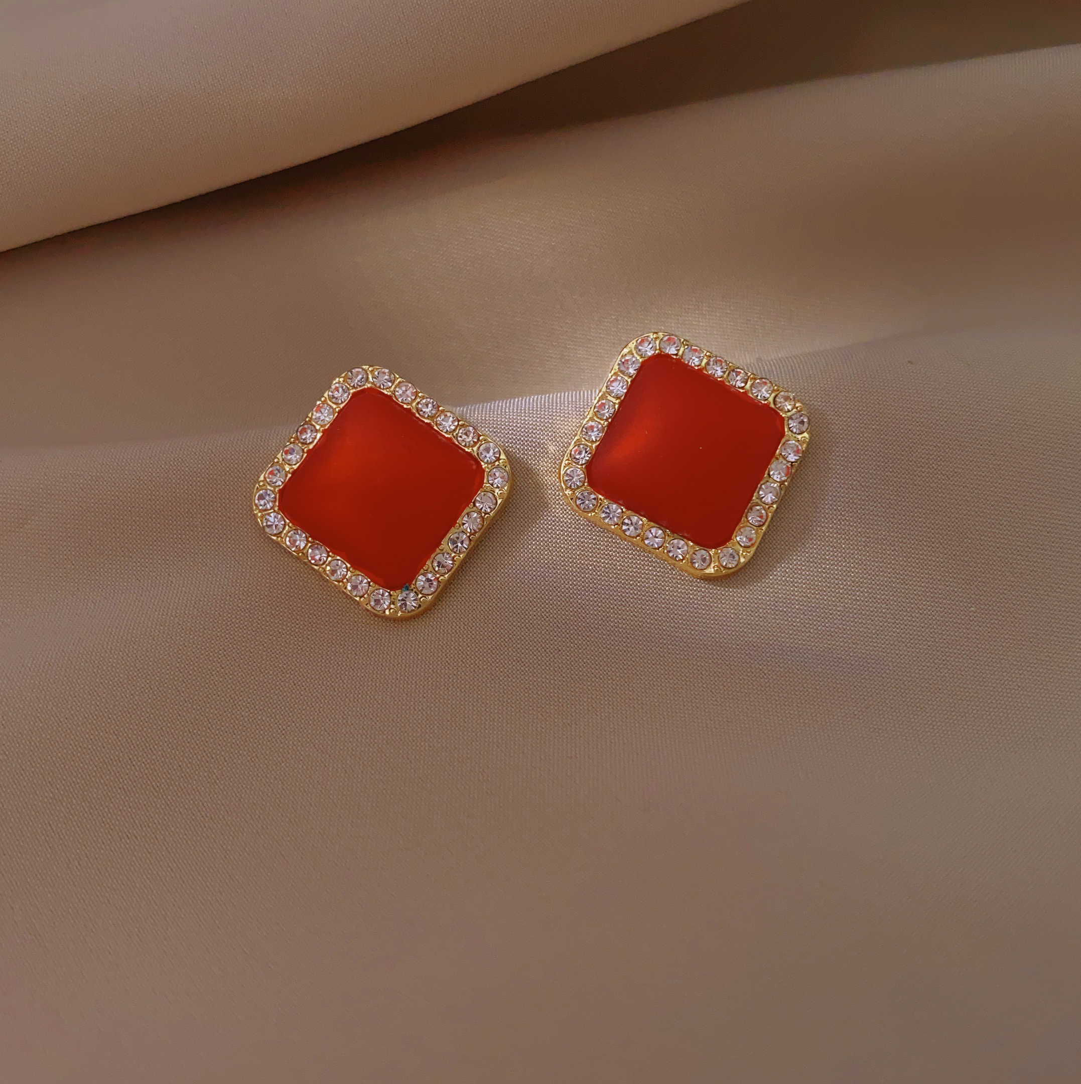 New fashionable geometric square sweet stud earrings, red zodiac year earrings, versatile earrings for women Specification image