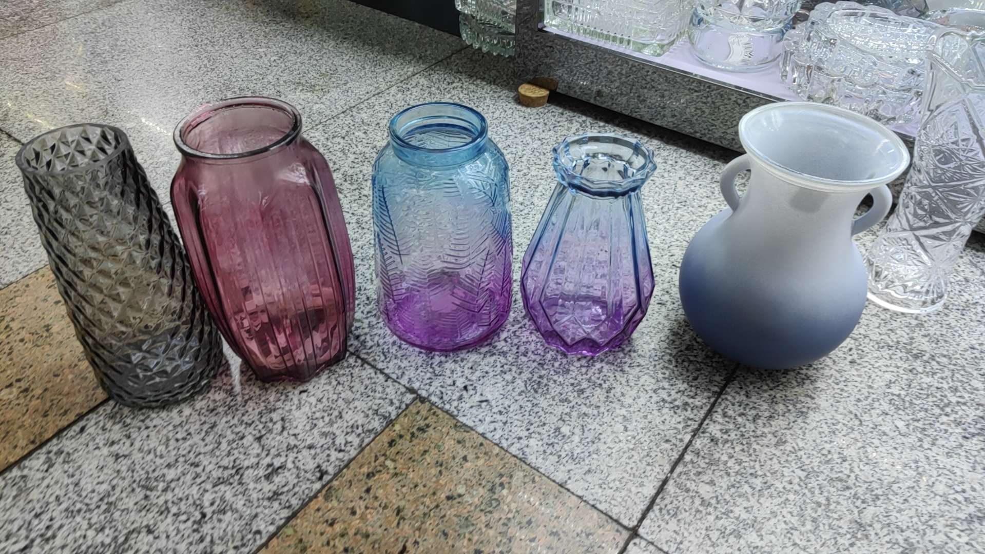 Vases, daily necessities