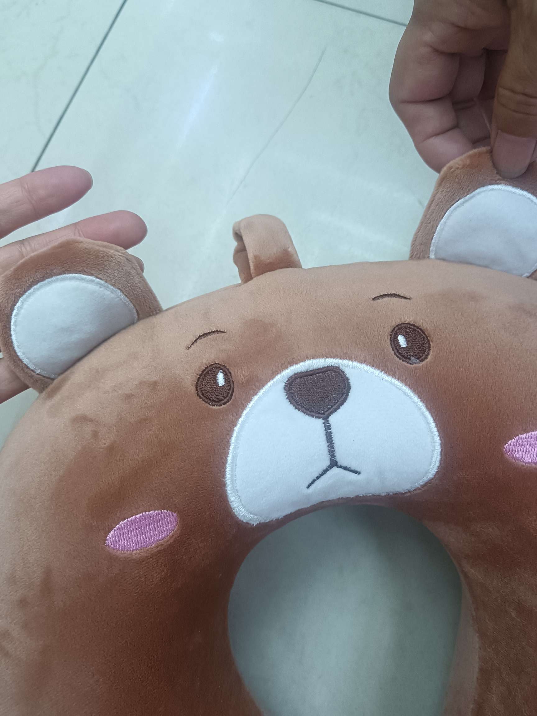 毛绒玩具/玩偶/卡皮巴拉/公仔/三丽鸥白底实物图