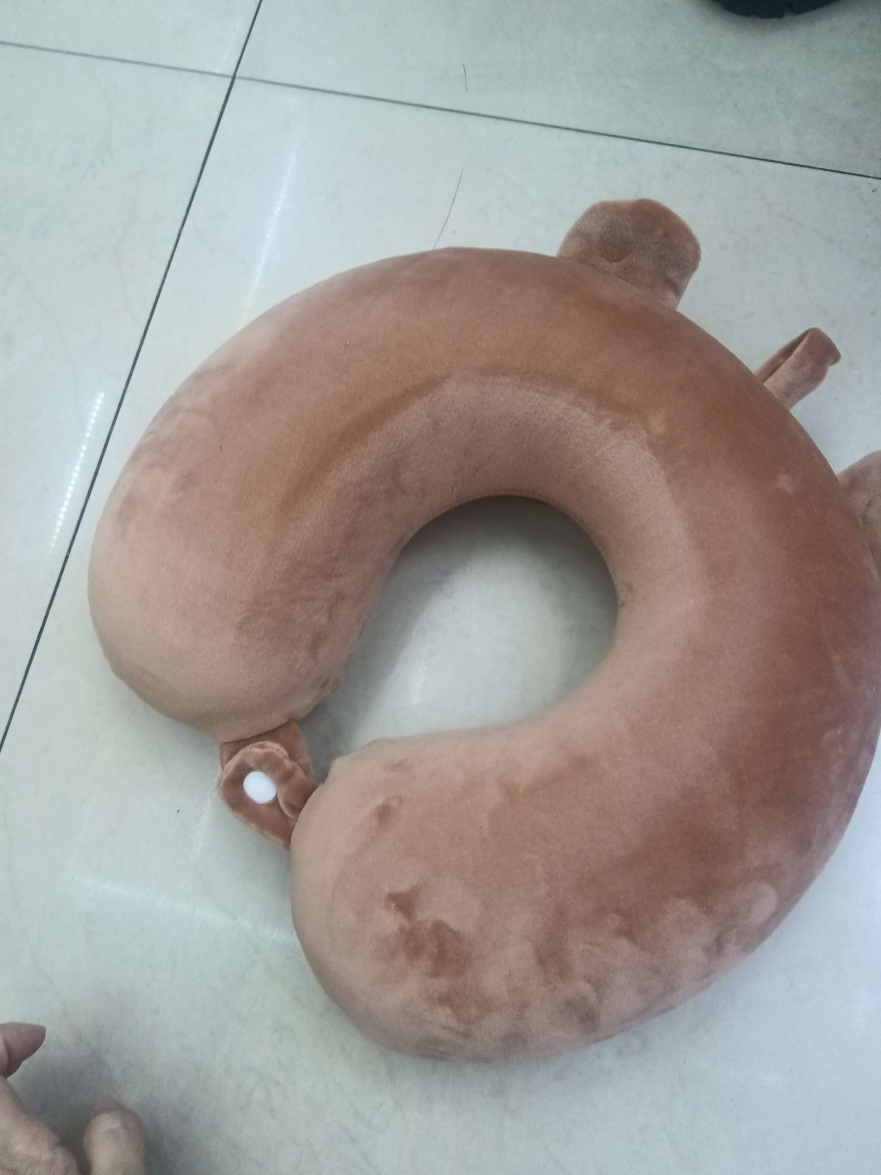 毛绒玩具/玩偶/卡皮巴拉/公仔/三丽鸥细节图