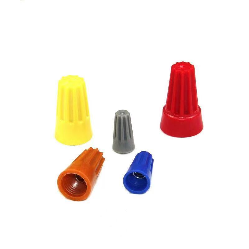 铜铝鼻子/接地电路接线端子/铜铝接线鼻子/发光电子配件/电线鼻子白底实物图