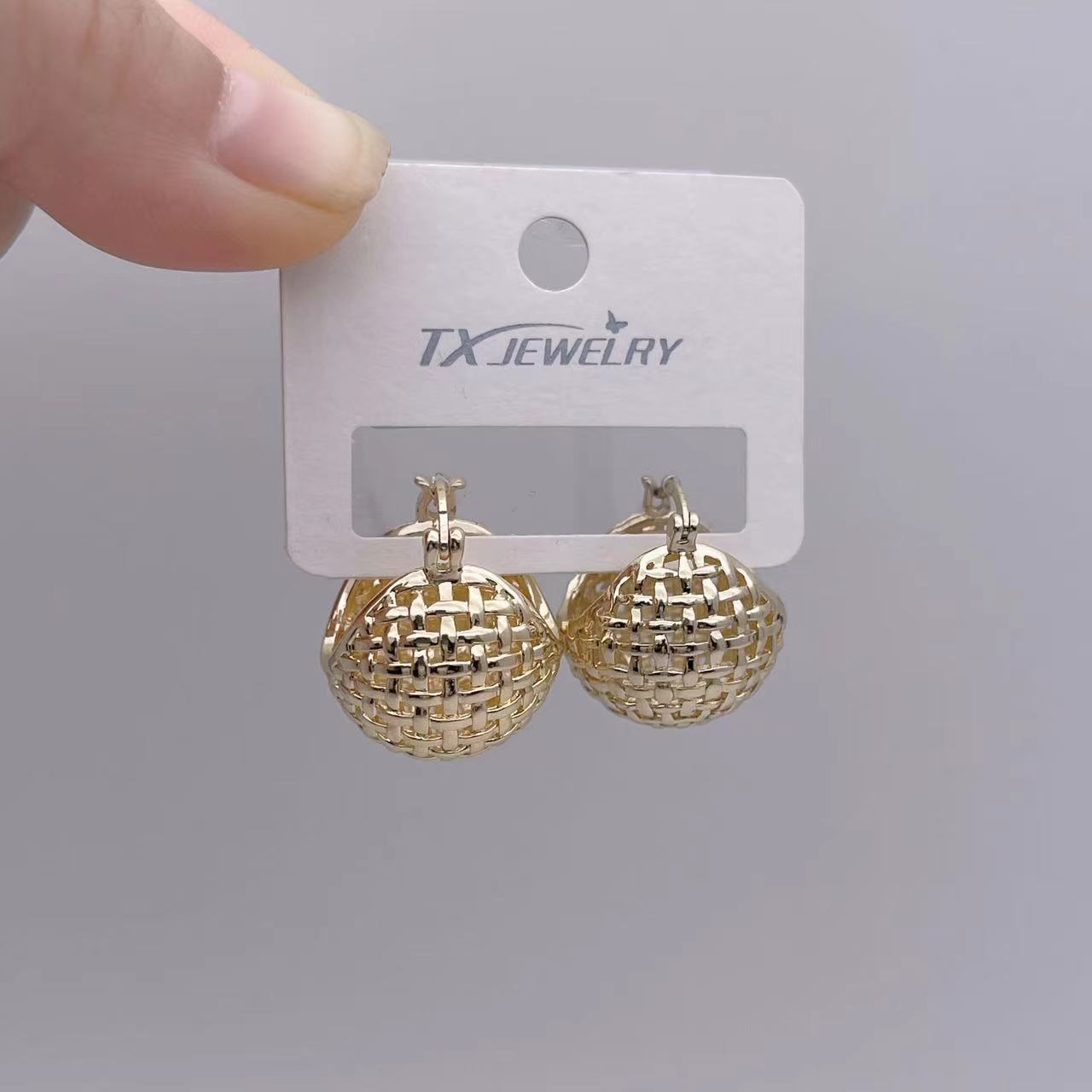 欧美简约复古气质编织镂空耳扣金属感圆球形篮子耳环轻奢耳饰品女 